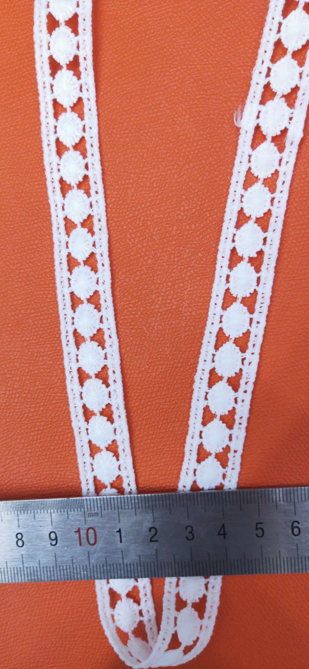 Factory direct sales of 2019 best-selling DouDou Lace children's clothing accessories in stock