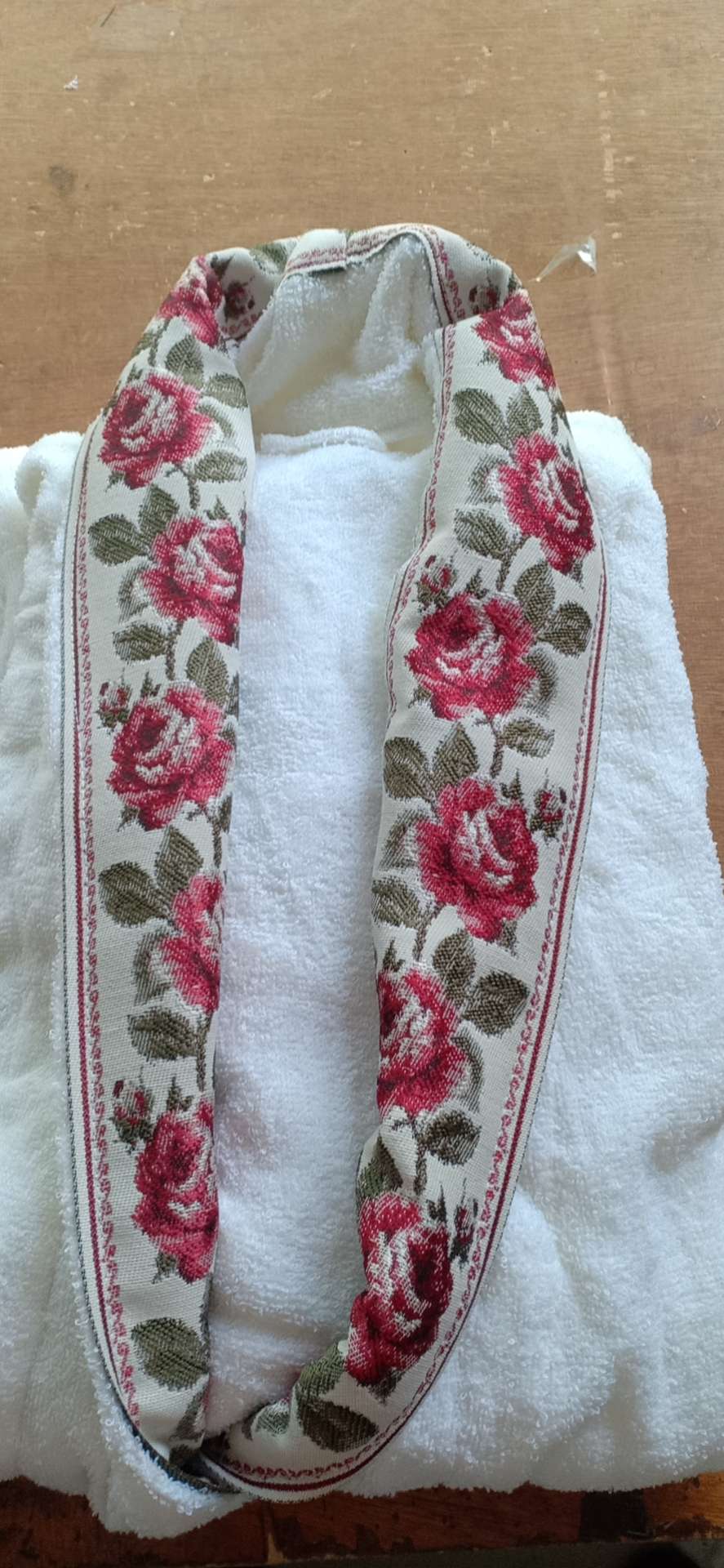 Lace towel