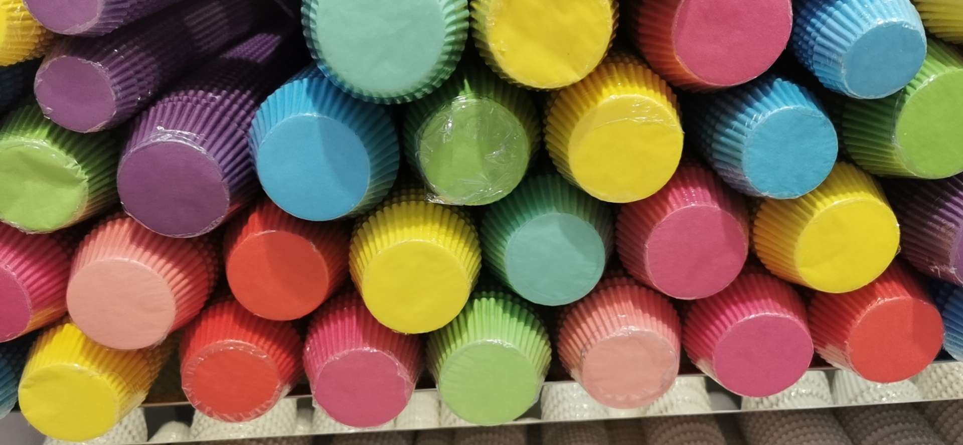 Solid color cake paper thumbnail