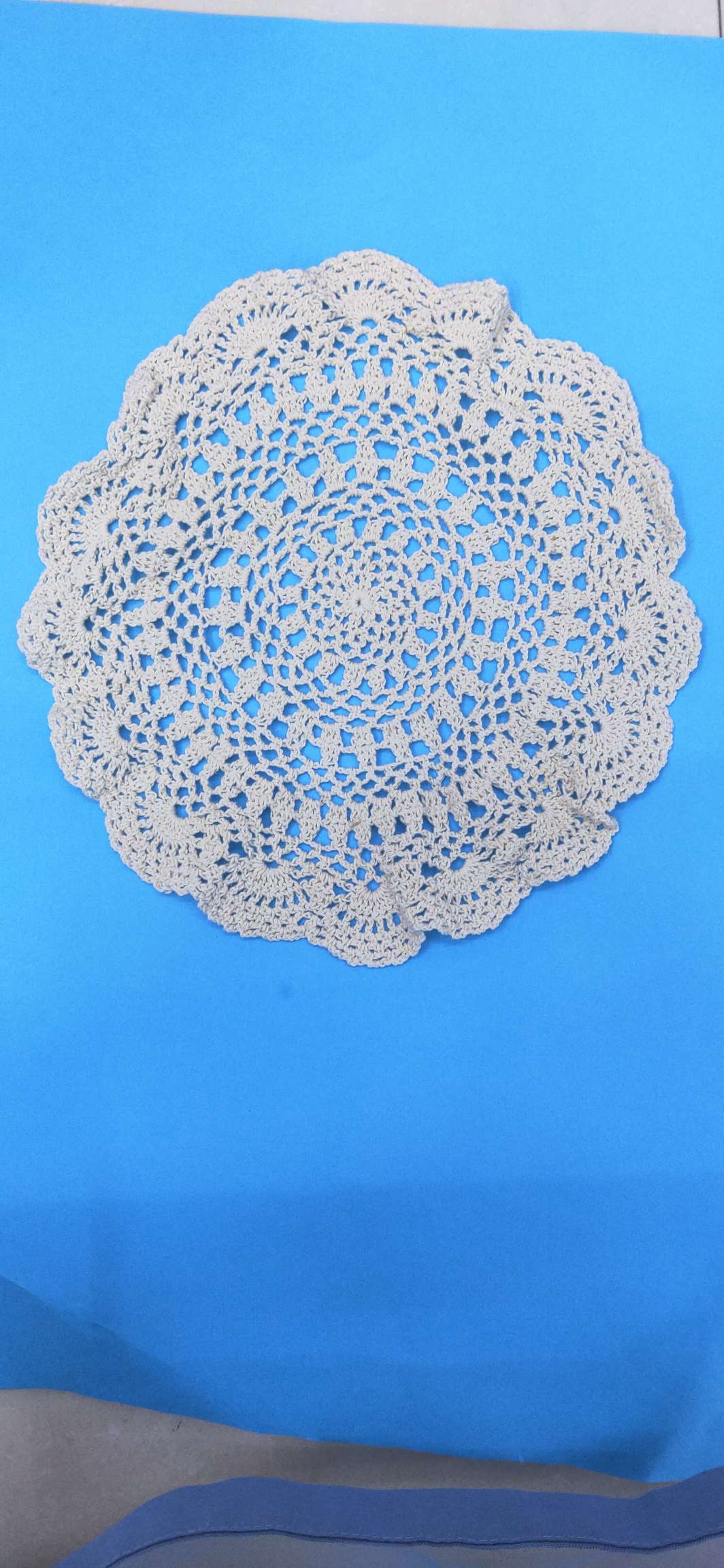 Factory direct sales of 2019 best-selling cotton hand-hooked flower plate coasters and children's clothing accessories in stock