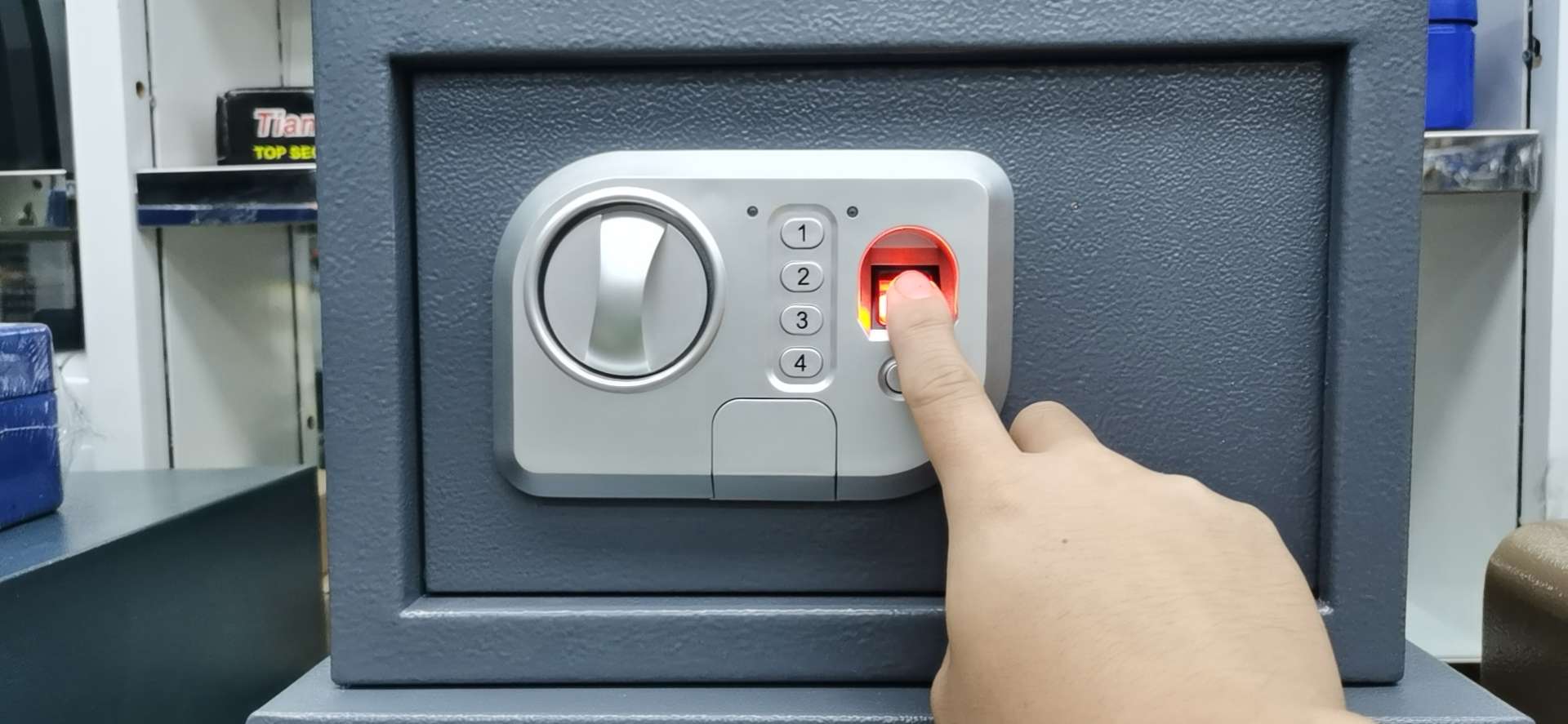 13407 Xinsheng Lock Industry Household Small Fingerprint Savings and Storage Iron Box Desktop Office Safe T20ZW