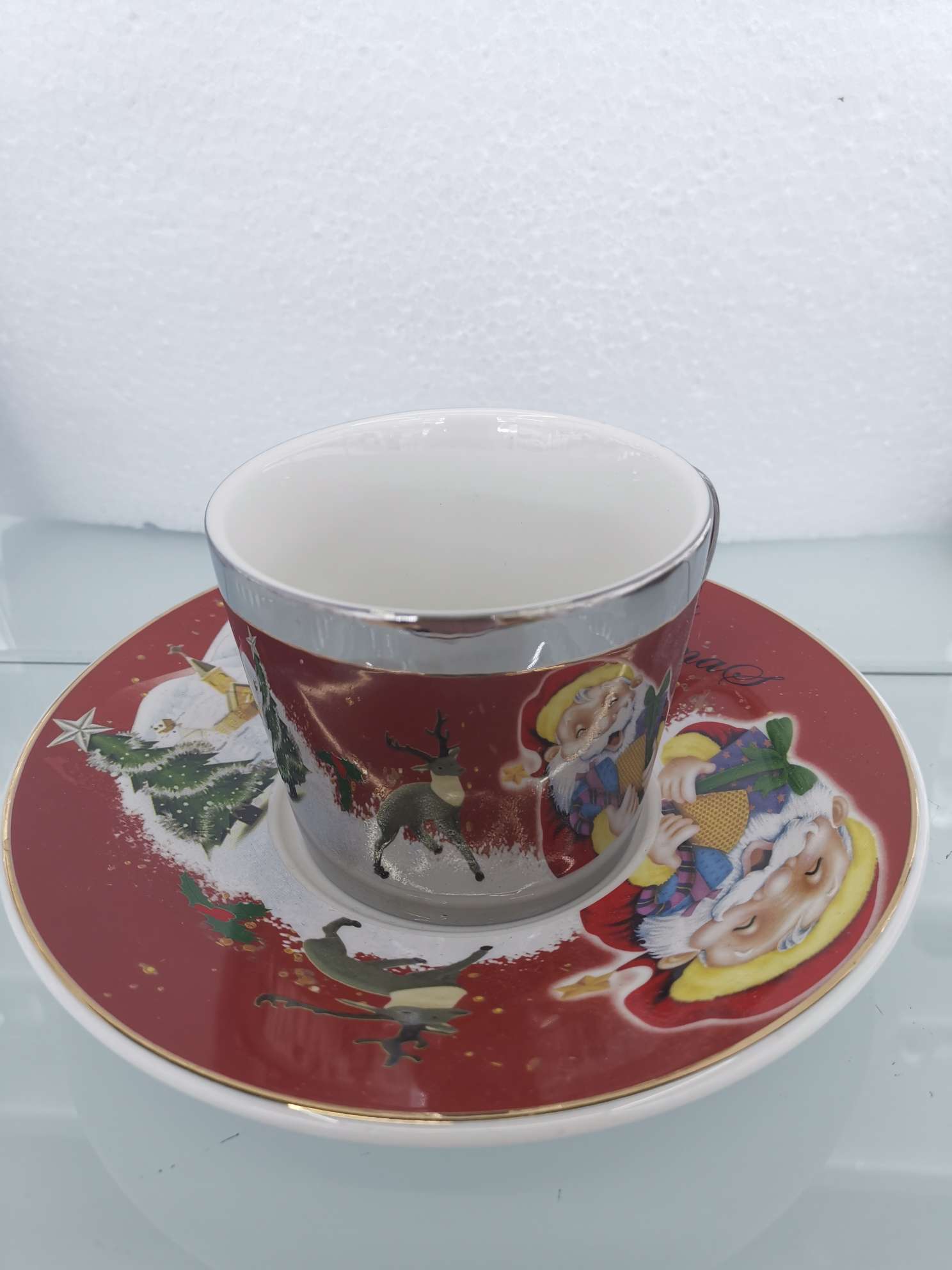 High-quality reflective ceramic coffee cup