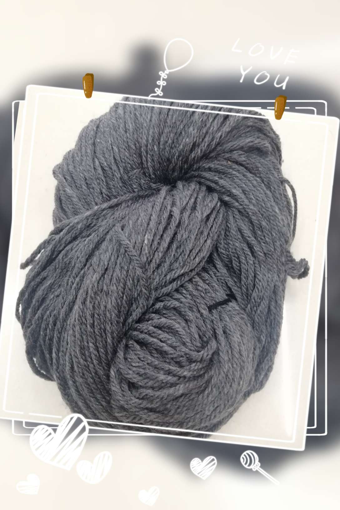Grey interlaced