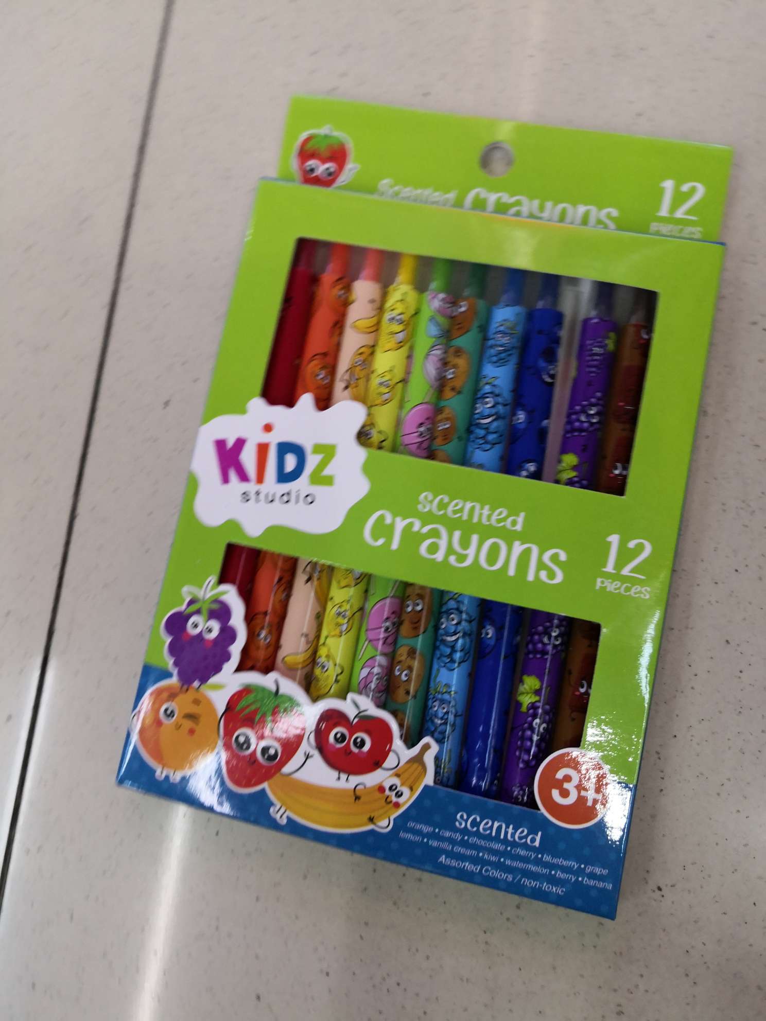 TSL a 602 fruit - scented rotating crayon