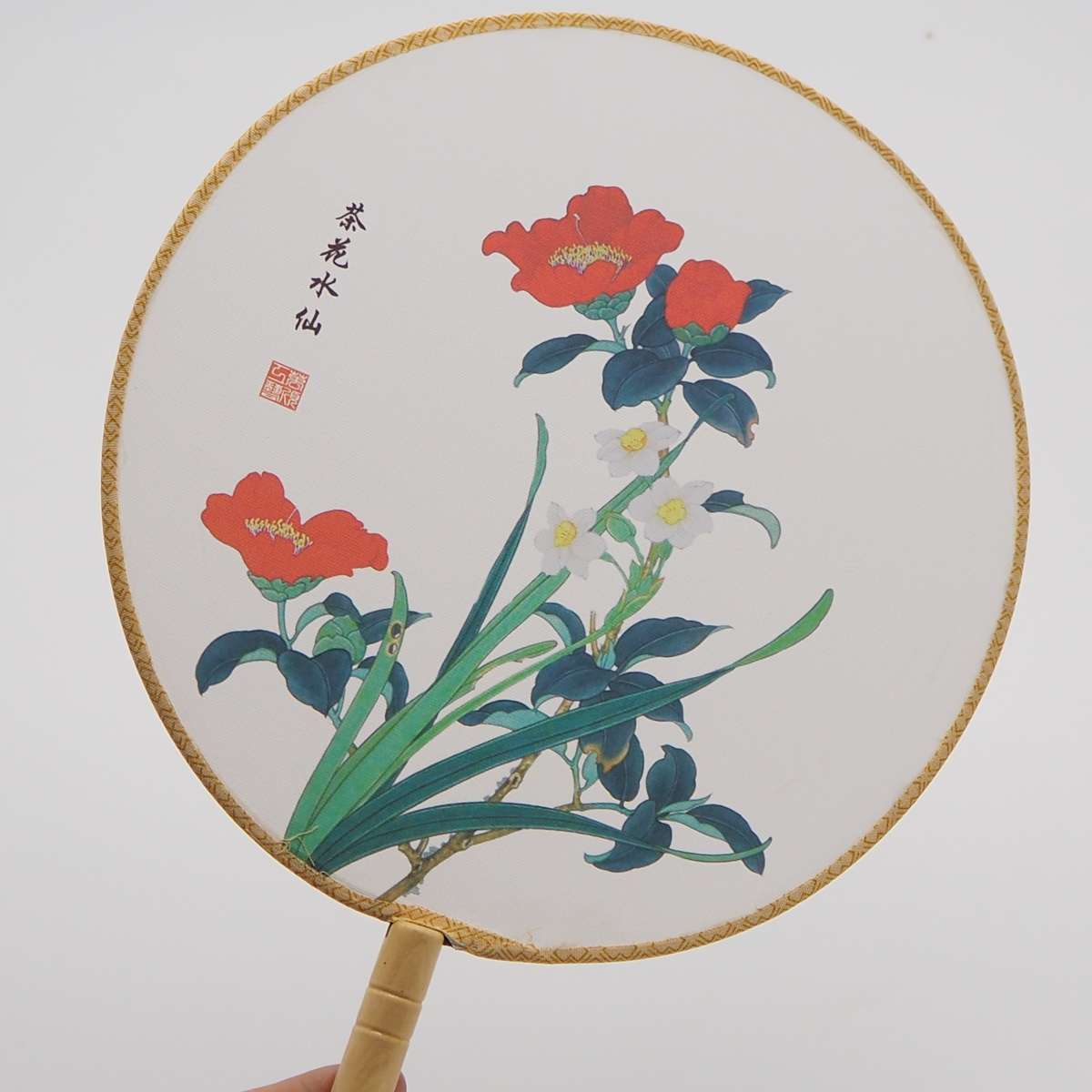 High-quality ancient-style palace fans, round fans, Chinese-style fans, maid fans, wooden-handled cloth fans, Hanfu, and round fans are selling well in scenic spots Specification image
