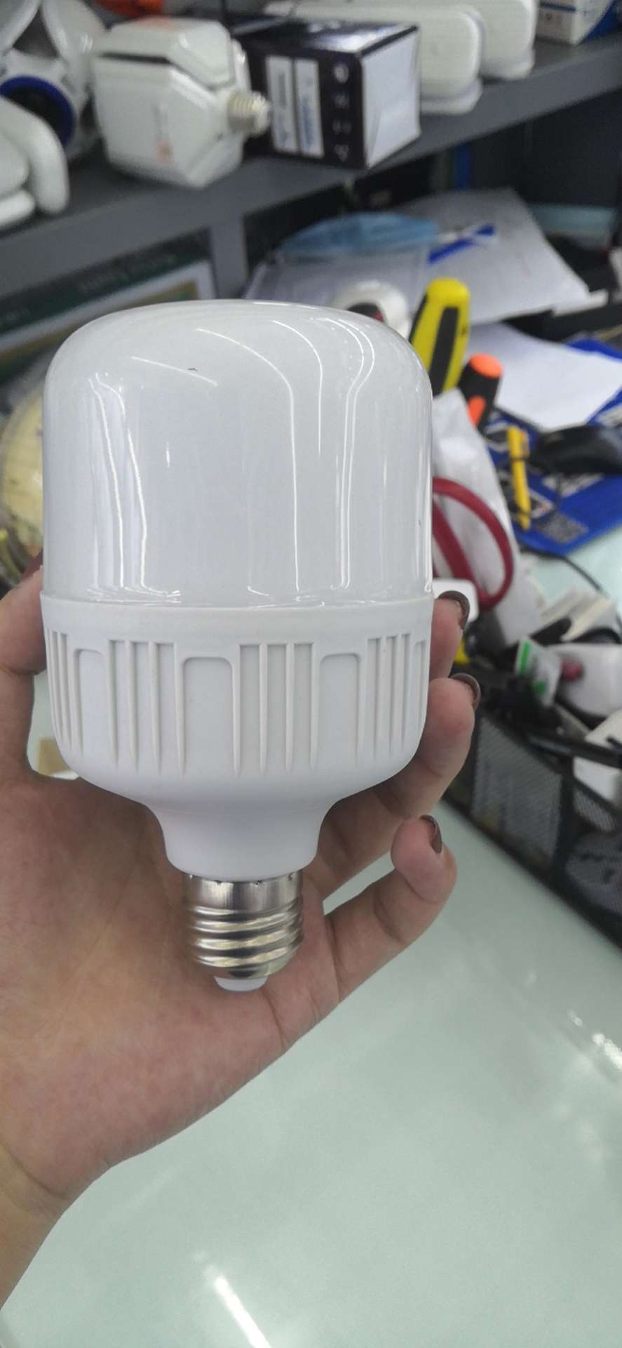Tall, rich and handsome light bulb details Picture