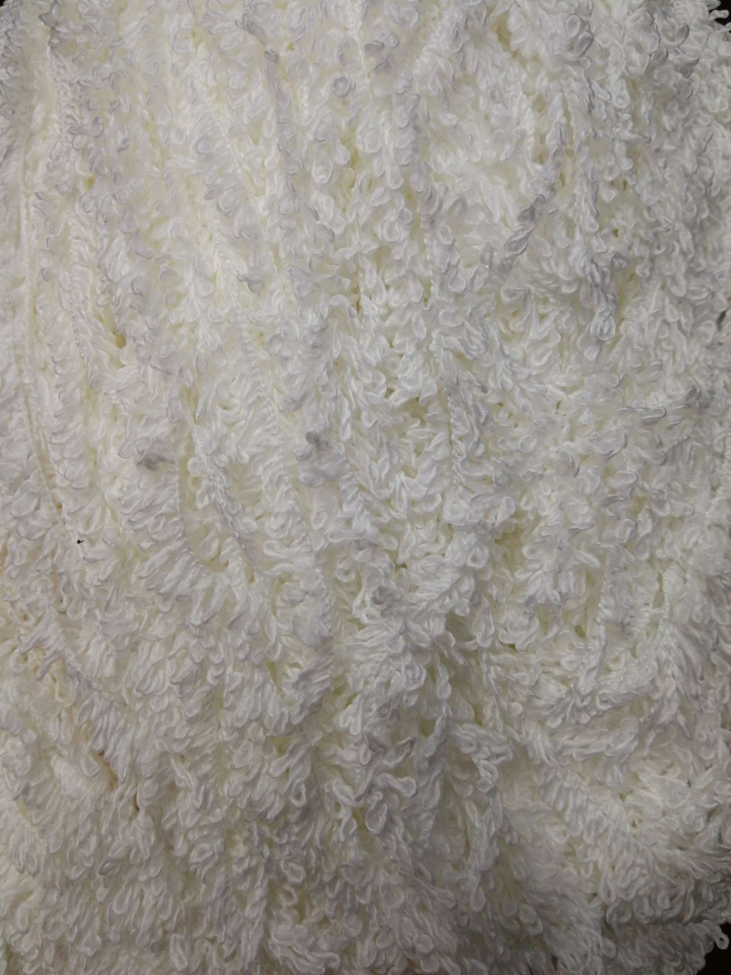 Loop yarn