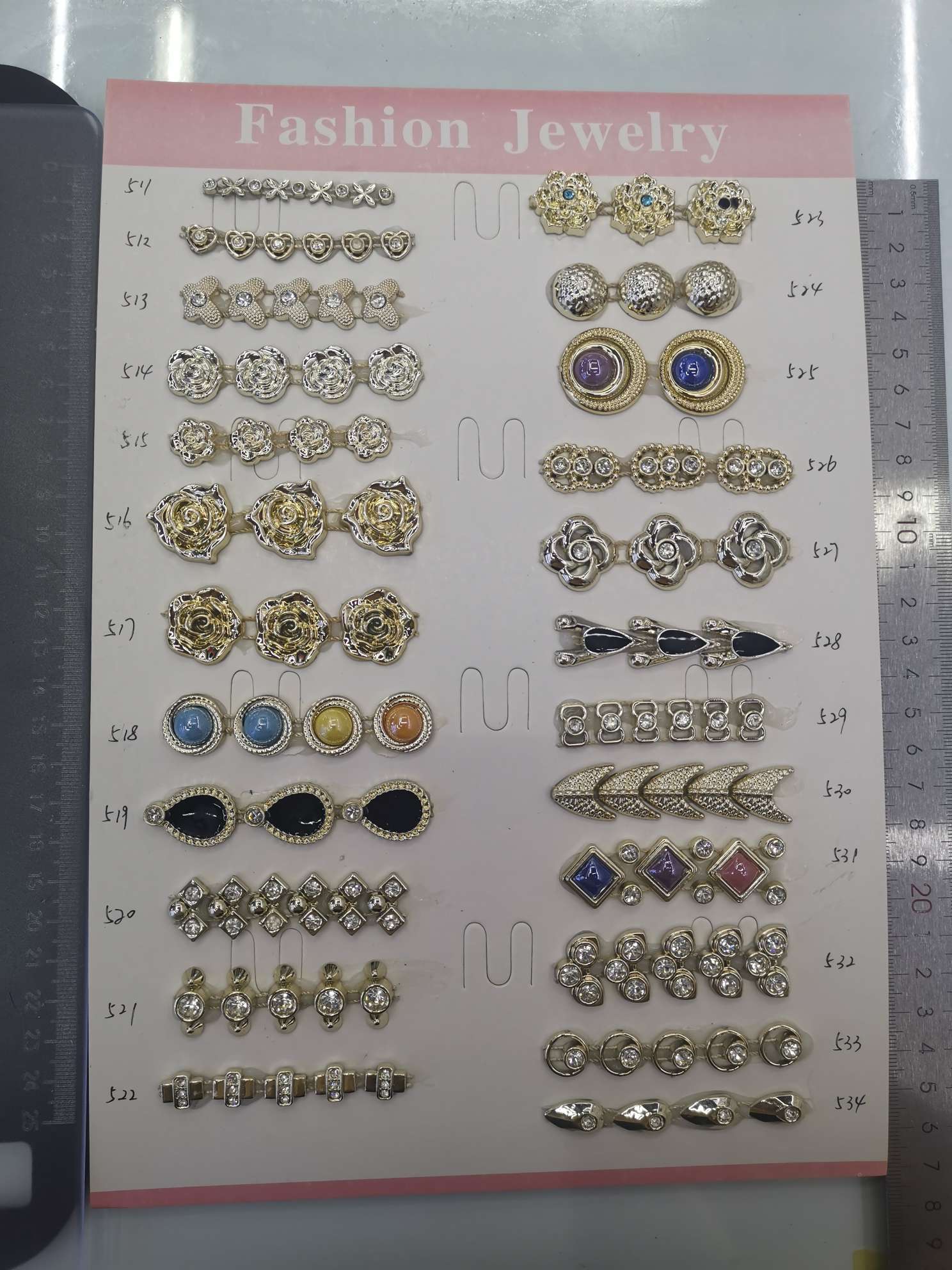 线钻12#，采用高端UV电镀，可镀金色银色，可用于衣服包包鞋子上均可！详情图10