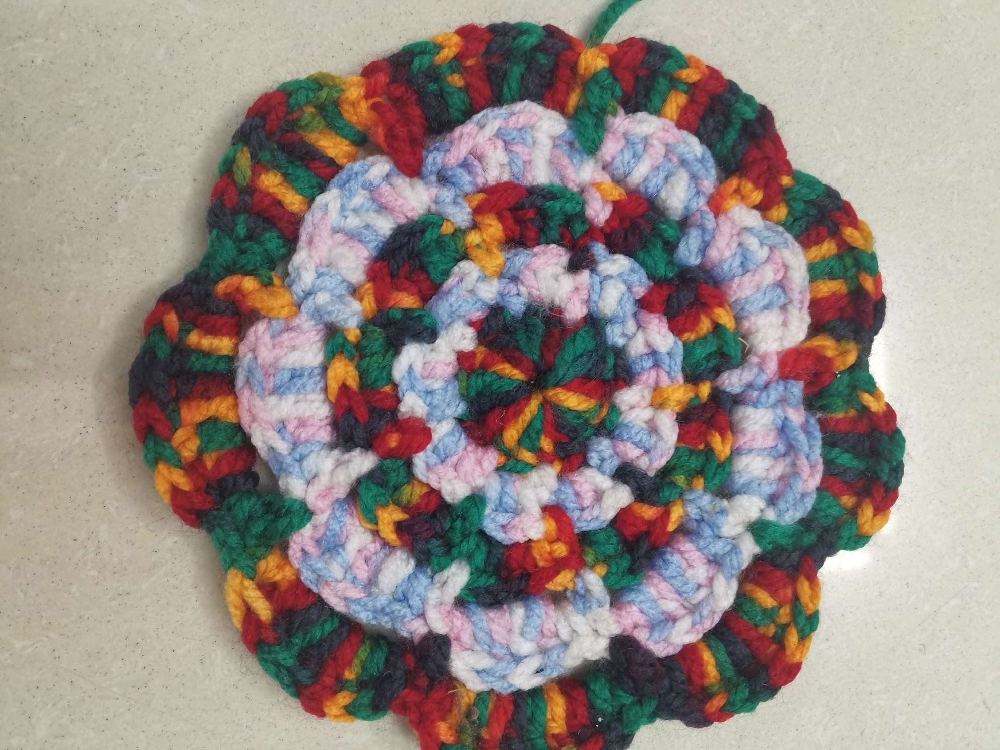 厂家直销毛线杯垫纯手工工艺茶杯贴碗垫晴纶毛线碗垫少数名族风产品图