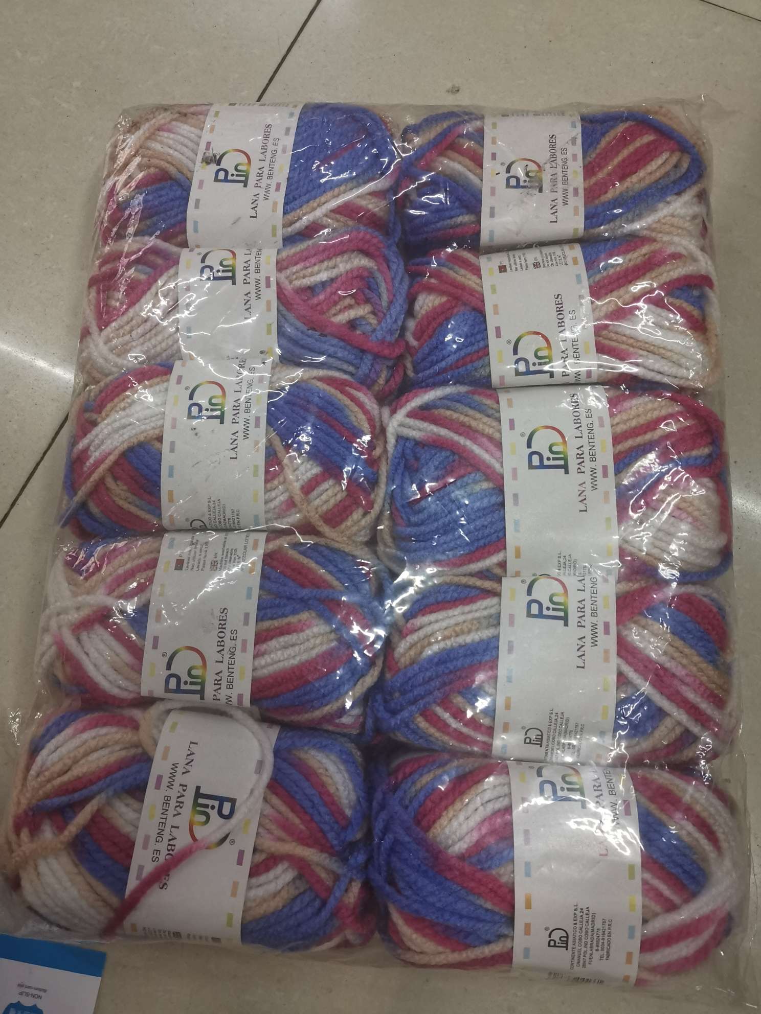 Factory direct sales of 100% acrylic yarn segments, dyed yarn handicrafts, diy handmade sets for kindergartens, and yarn Specification image