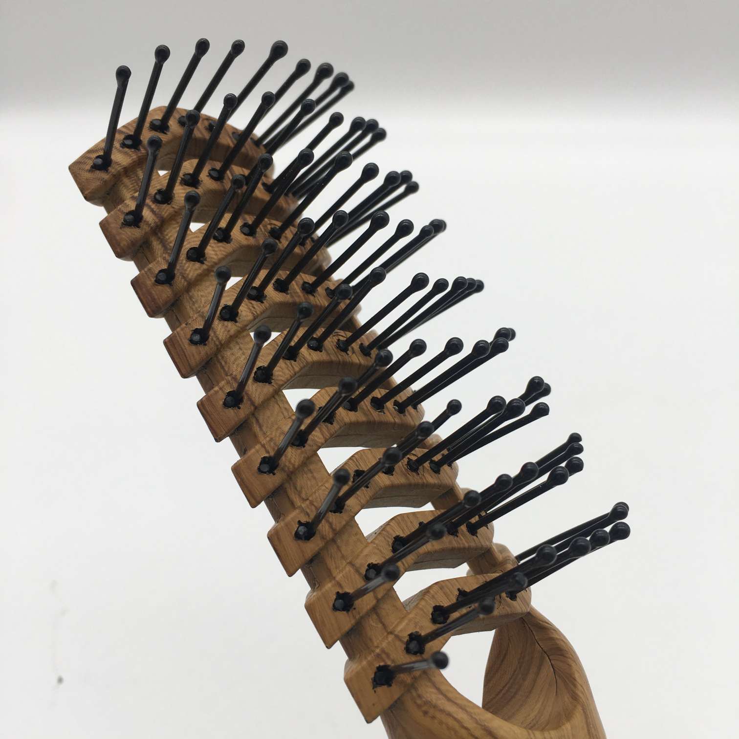 Customized wood-grain combs, health massage combs, premium combs, gift combs, airbag combs, hair care tools and hair care products from the manufacturer Specification image
