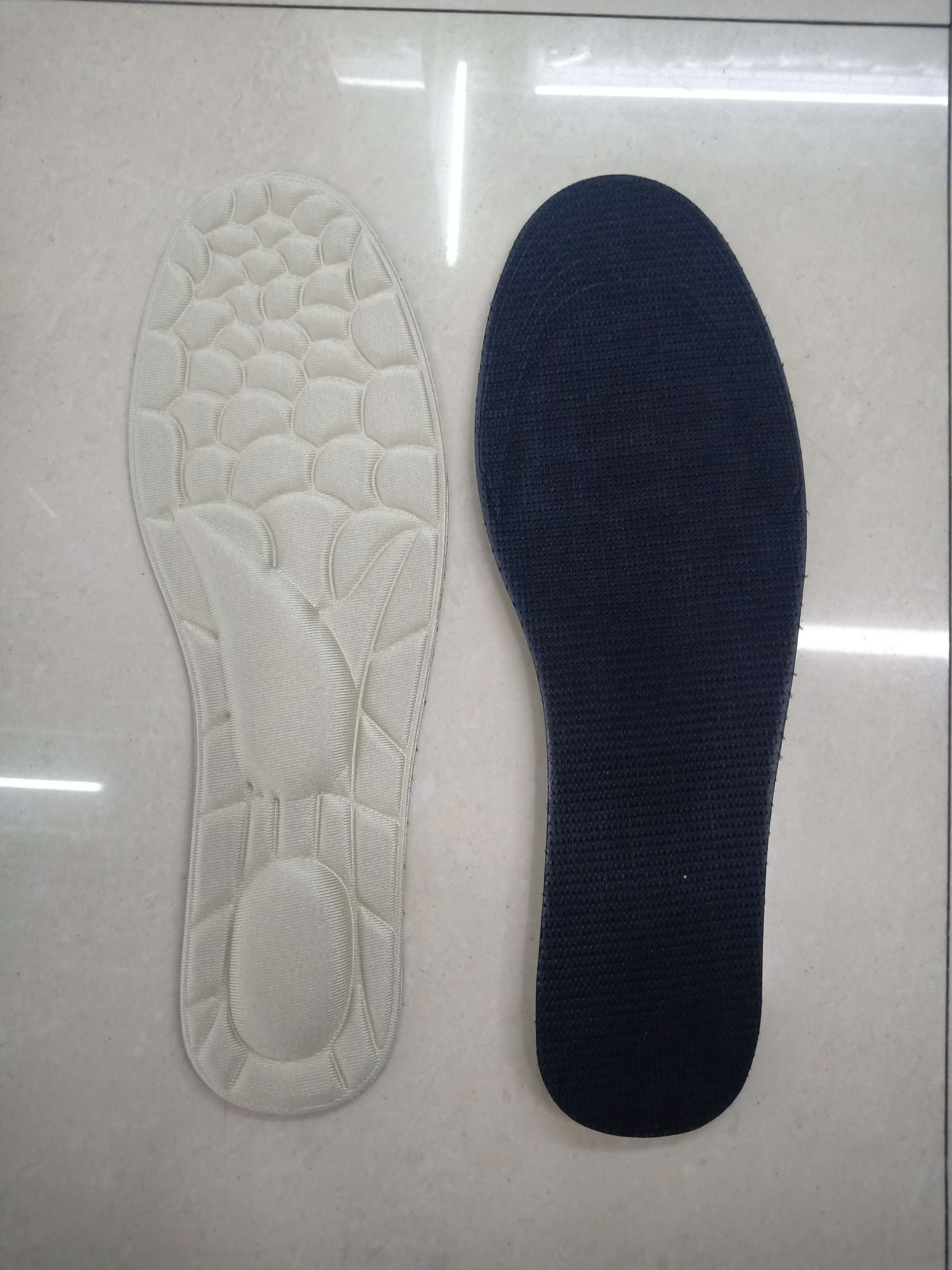 Sponge insoles, massage insoles