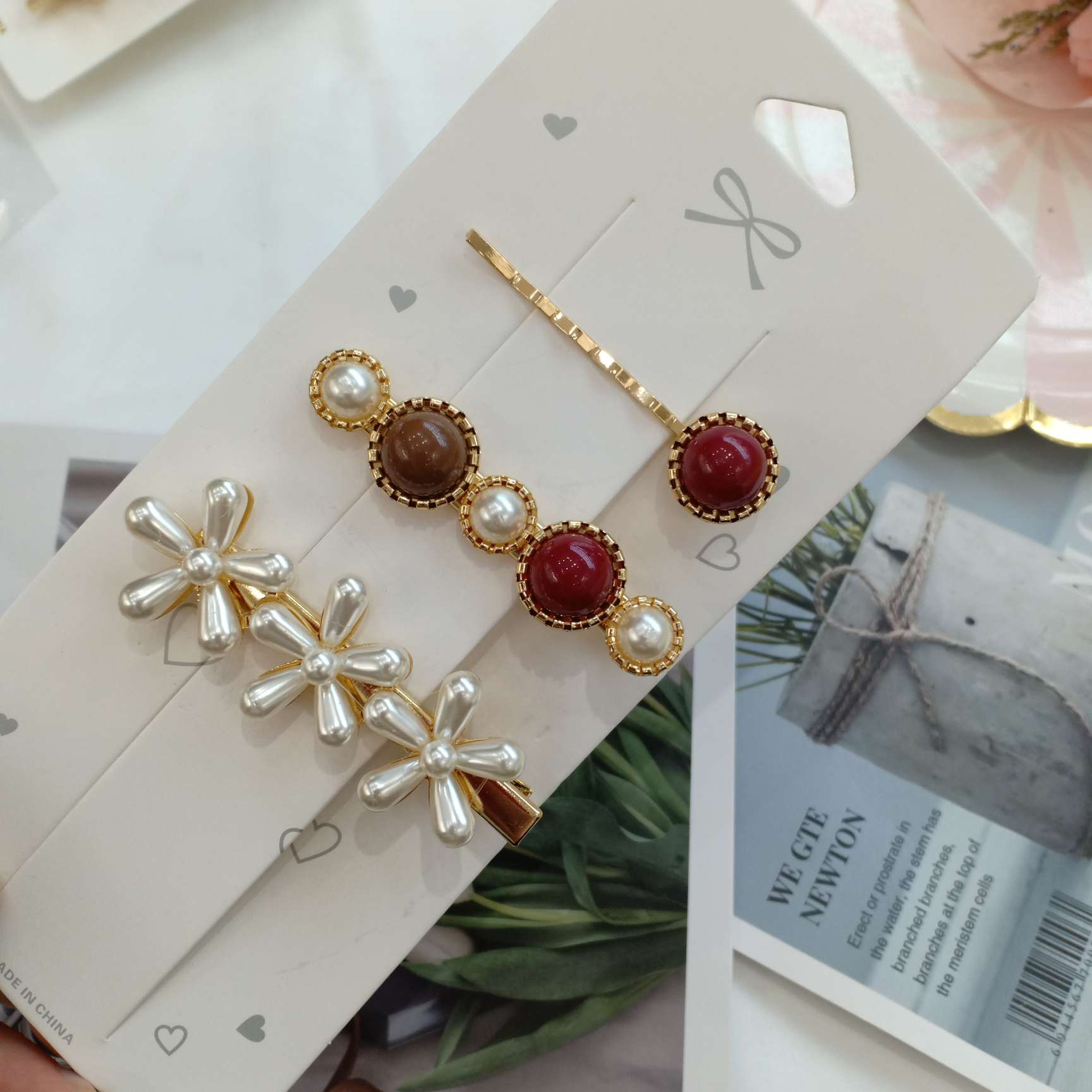 Hairpin female Korean Internet celebrity pearl edge hairpin, Korean version simple style headwear, adult student bangs clip Specification image
