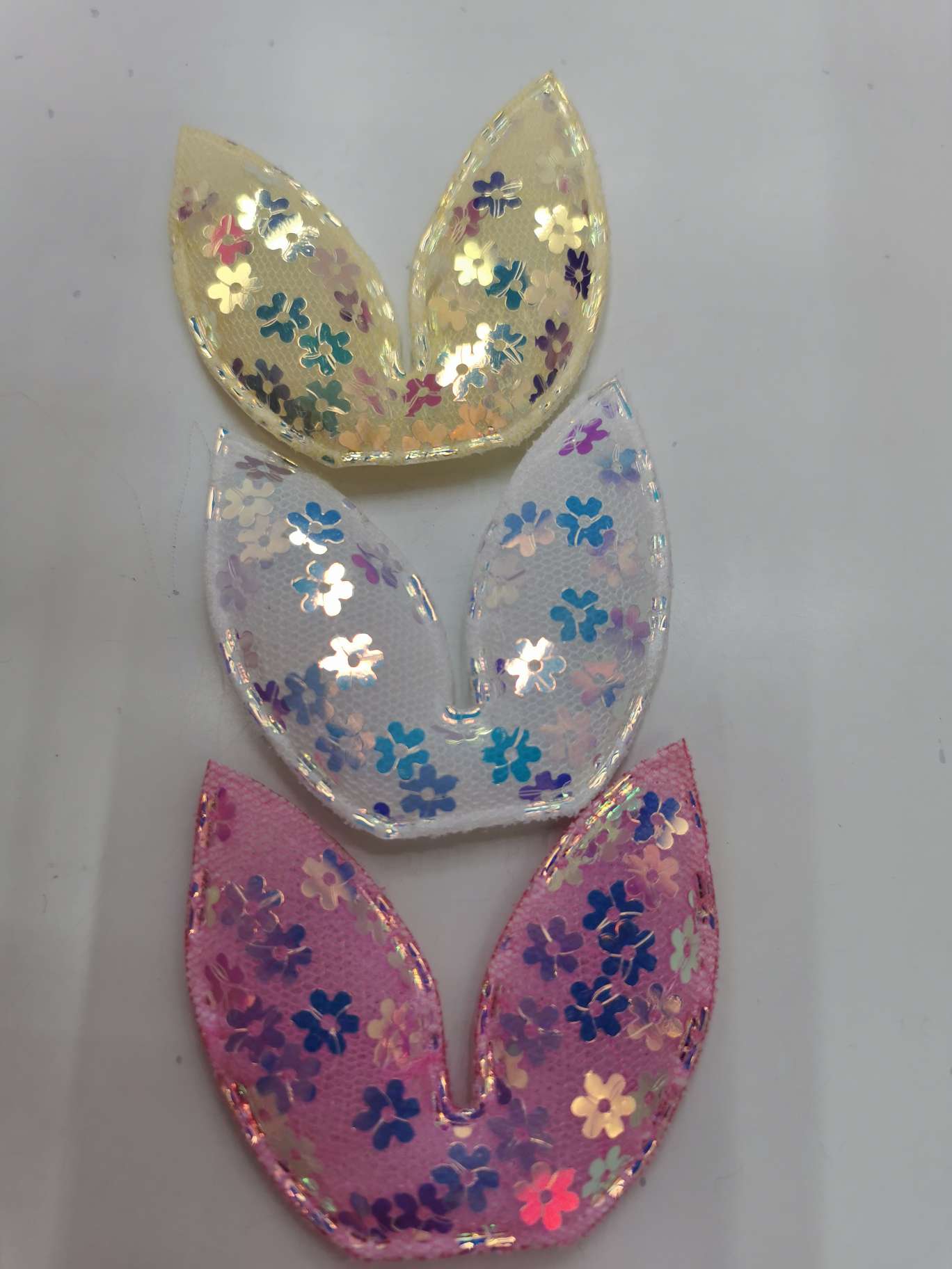 Plum red slices of rabbit ears Specification image