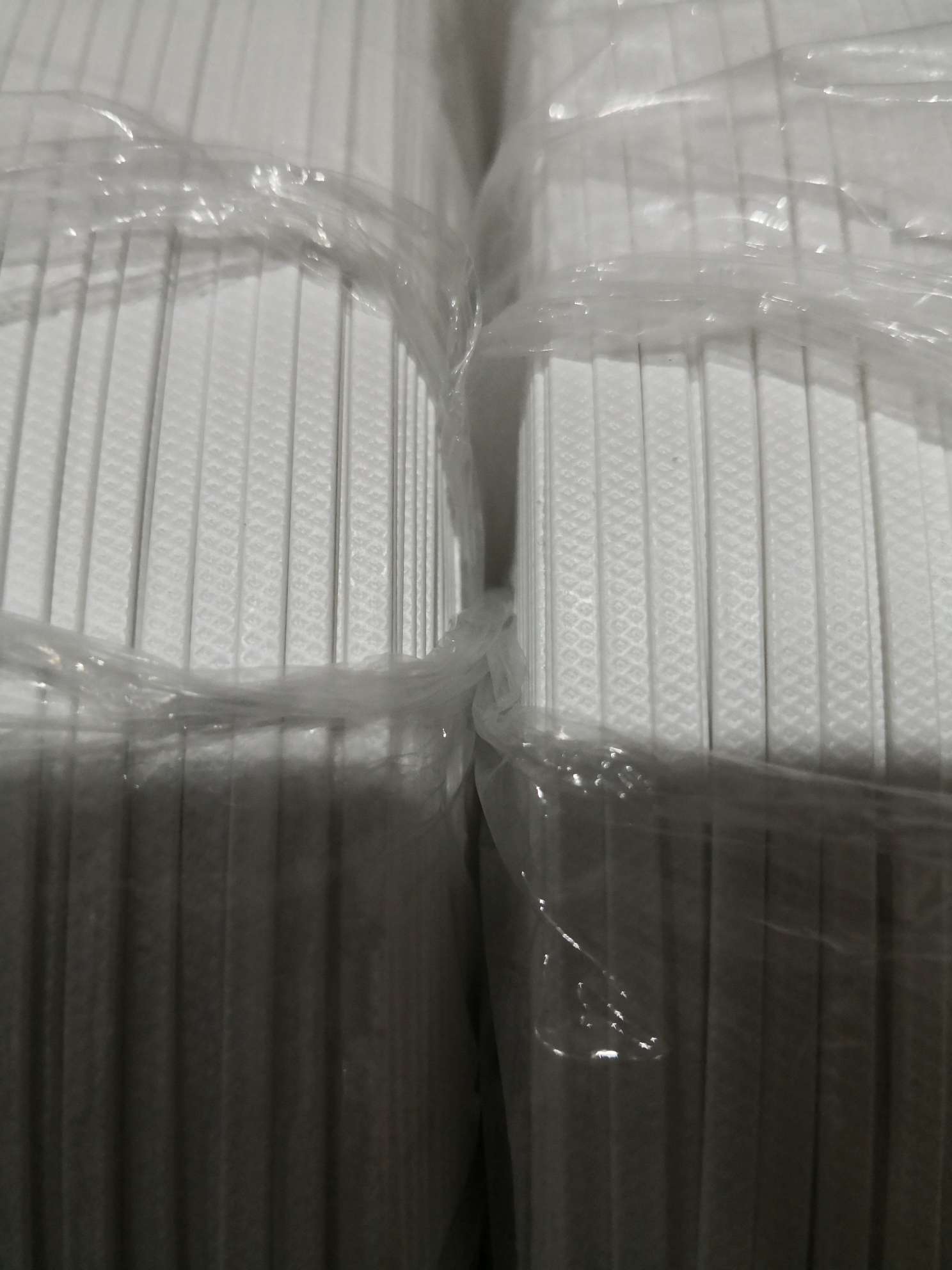 All-plastic 3mm nose bridge strip, PE material disposable mask shaping strip, fixed nose press line, boneless, one roll, about 6 kilograms, one large piece, 5 rolls, about 30 kilograms. [Exclusive for foreign trade Specification image