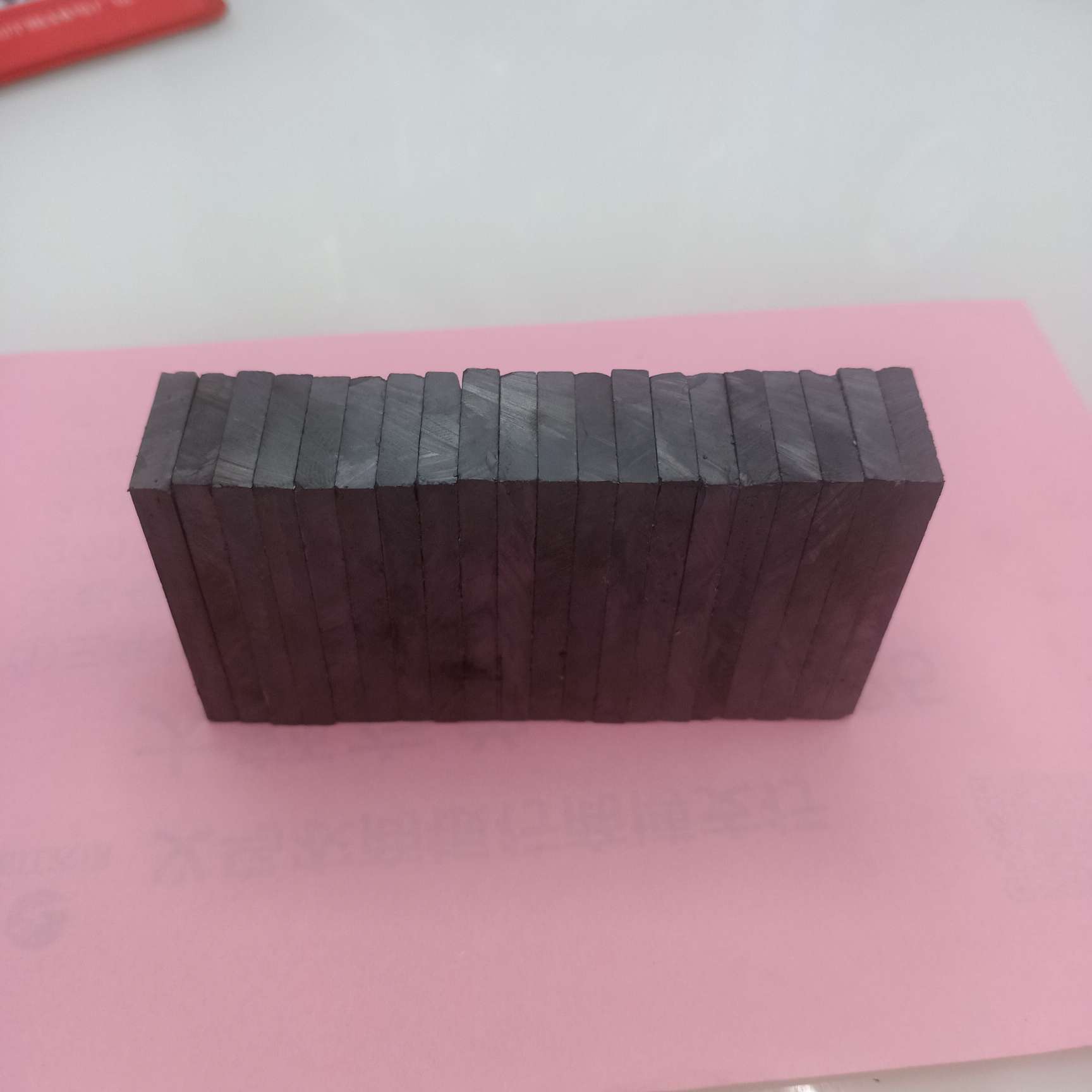 切割铁氧体方块细节图