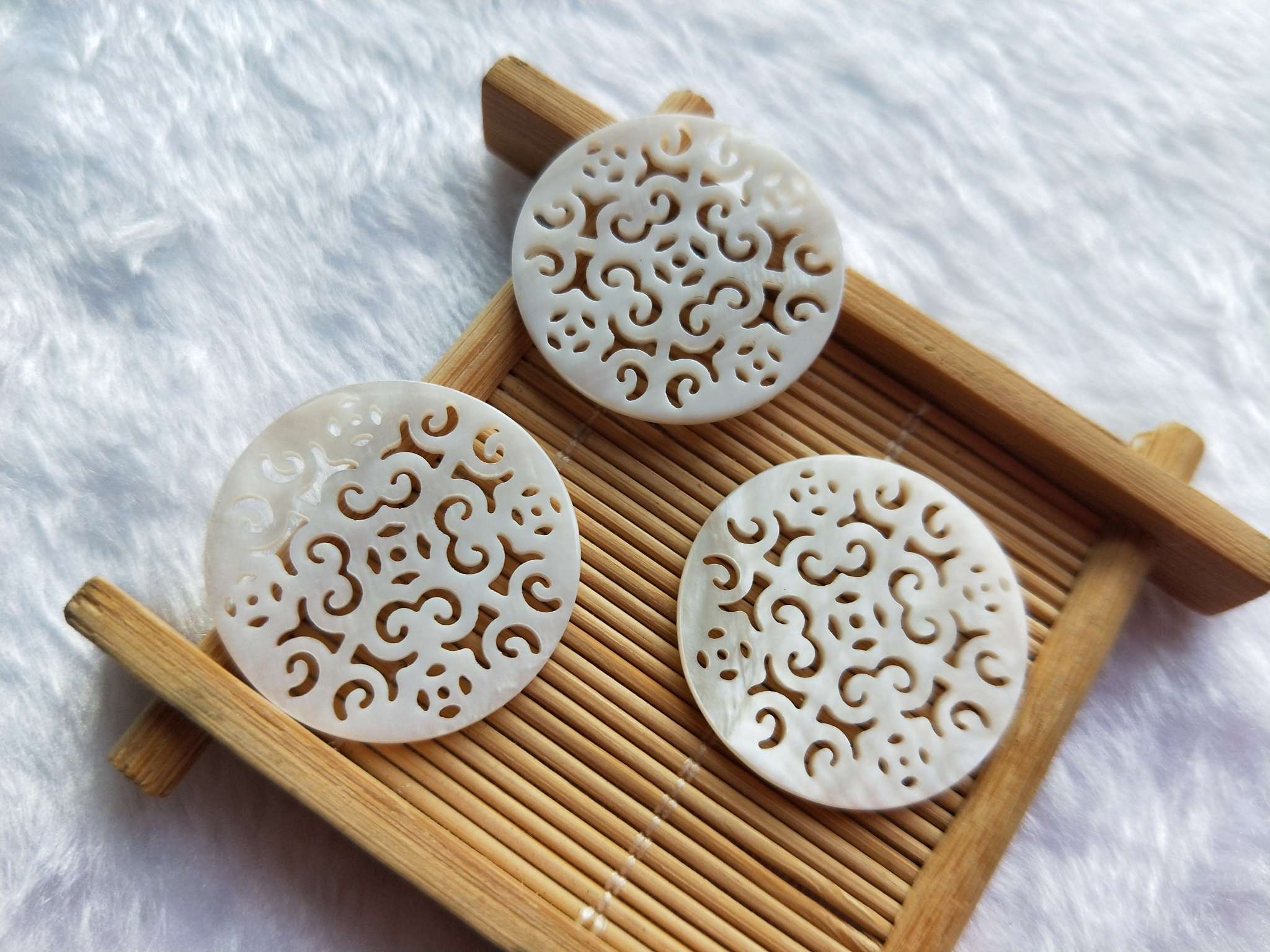 Natural Shell Freshwater Shell Carved Diy Round Accessories