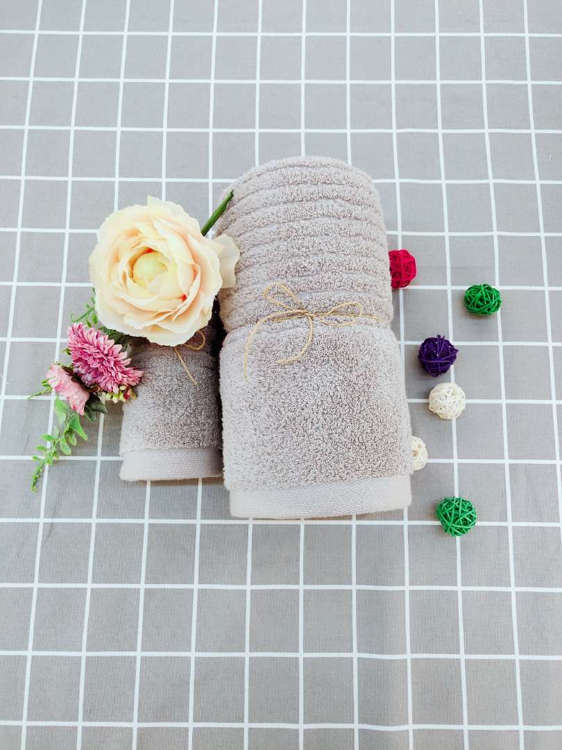 Natural-color style horizontal bath towel Item Picture