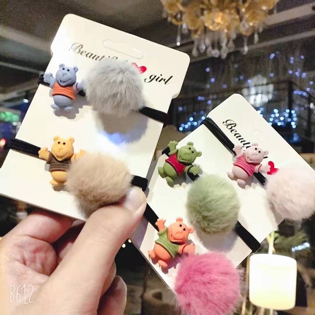 Korean version of fashion girls fashion fur ball cartoon bear rubber band thumbnail