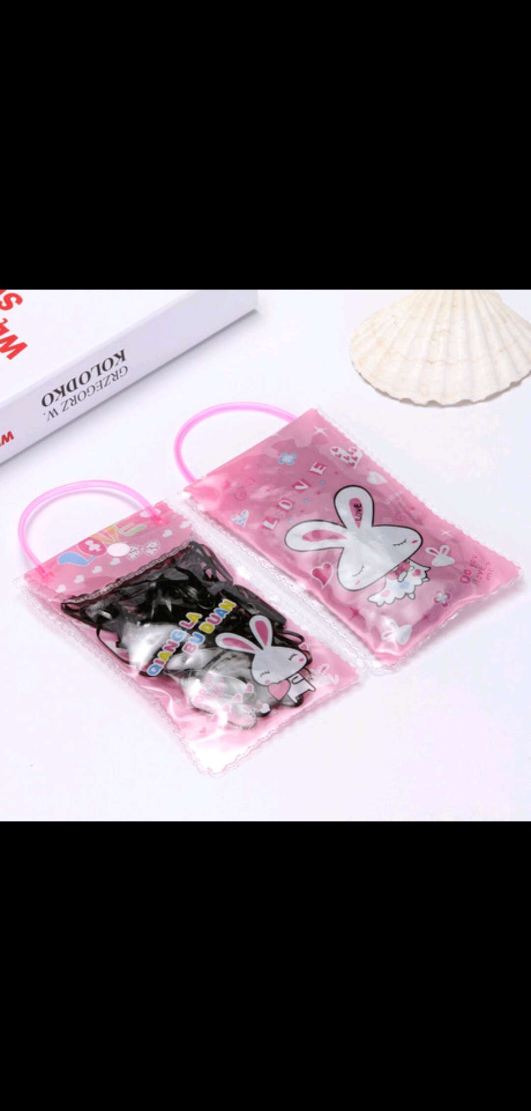 Korean children's hair accessories are sweet and cute. The handbag is strong and can be pulled continuously. Disposable hair bands and children's rubber bands Application Scenario