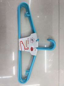 Manufacturers sell plastic hangers directly