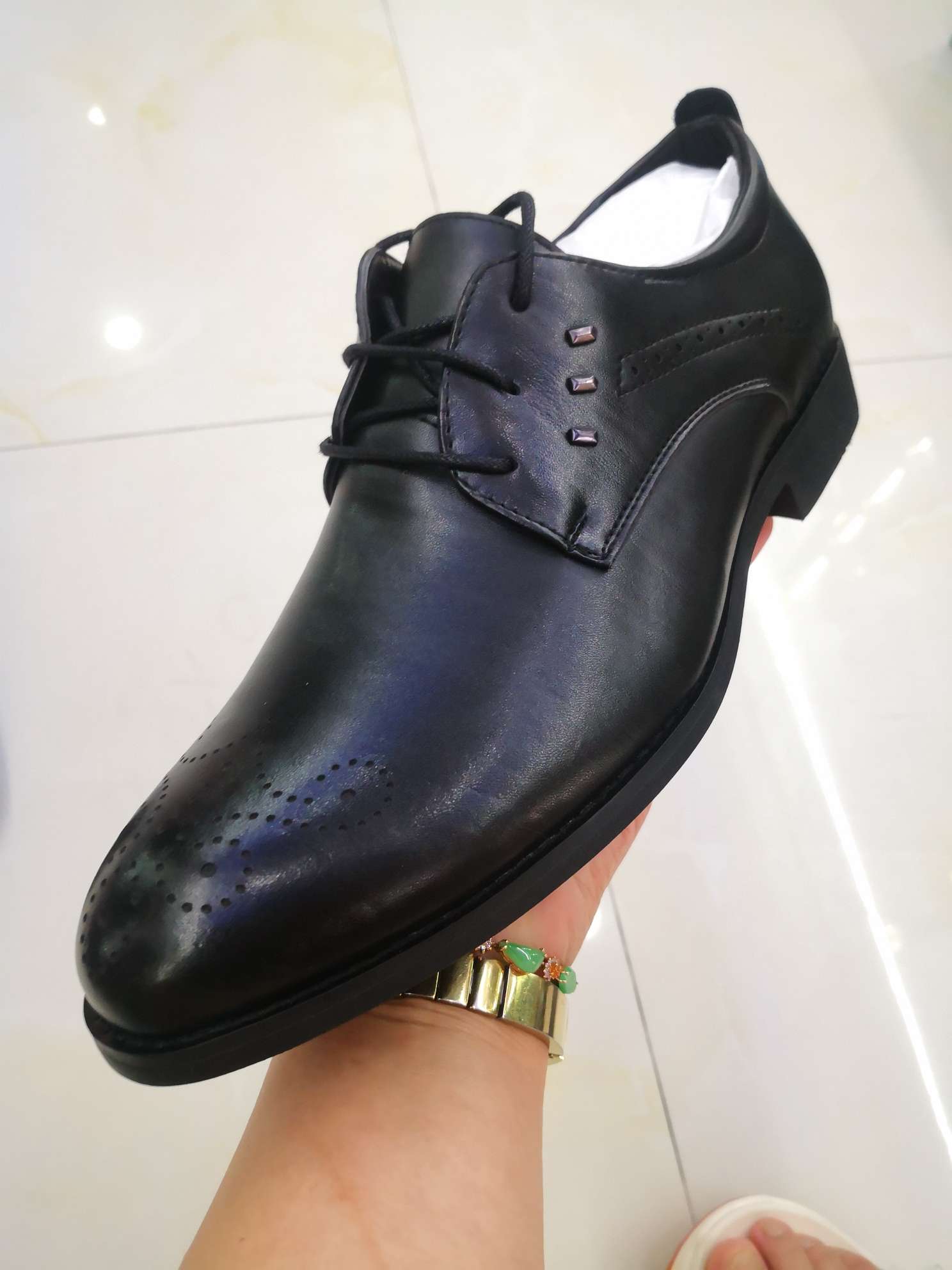 外贸原单库存现货欧美款式男鞋皮鞋男真皮系带商务休闲布洛克欧版尖头鞋子