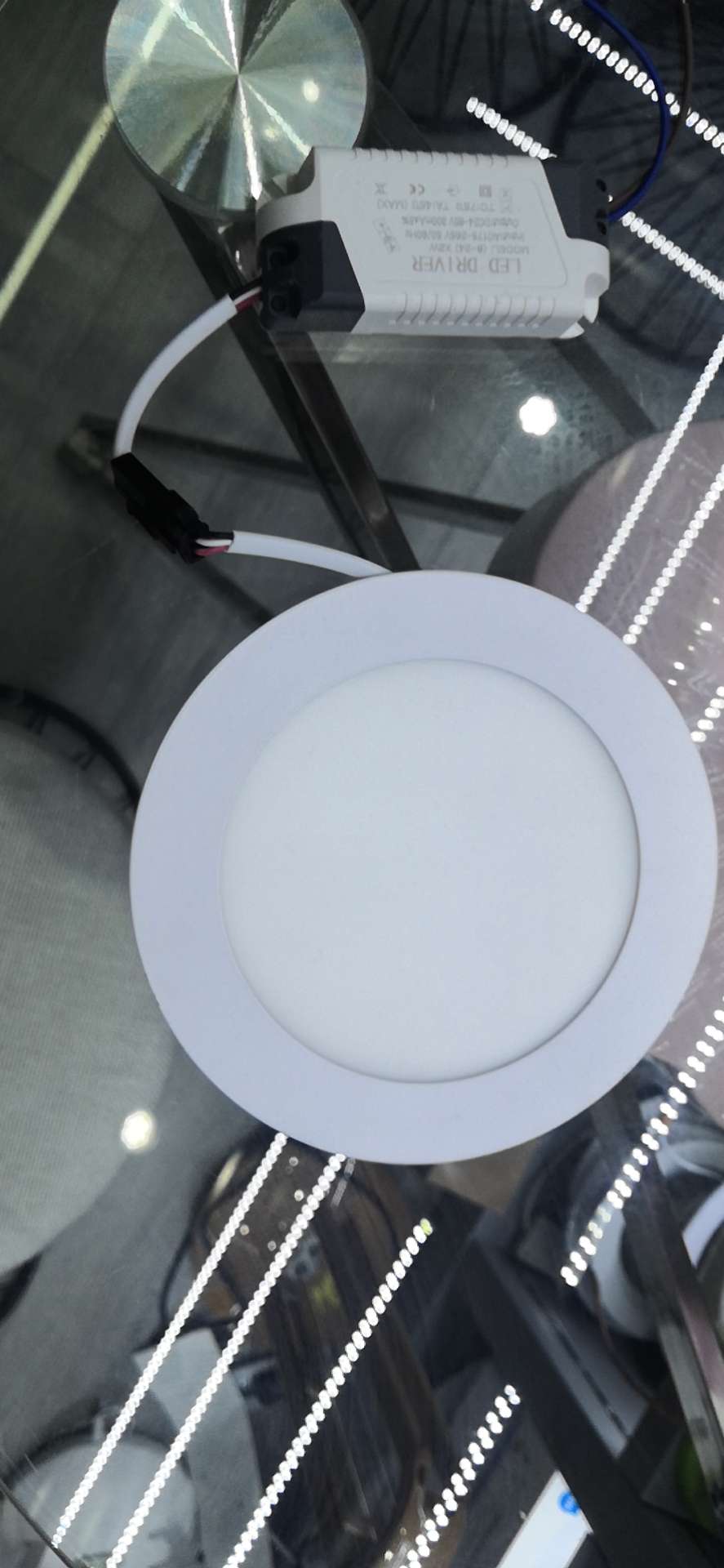 Recessed circular panel light details Picture