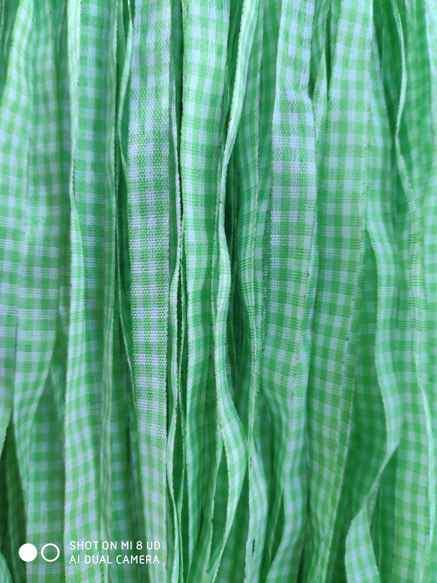 Cortar tres puntos de cuadrícula pequeña (verde oscuro)