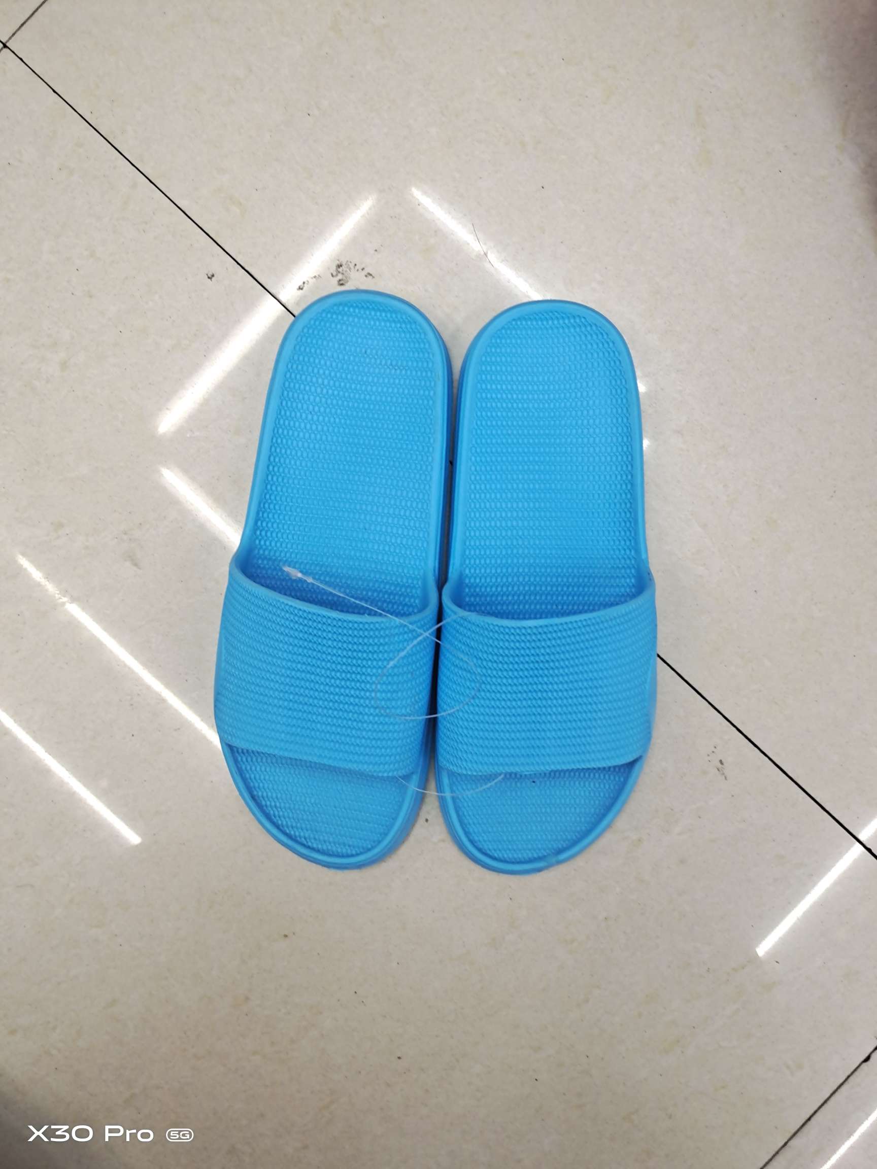 828