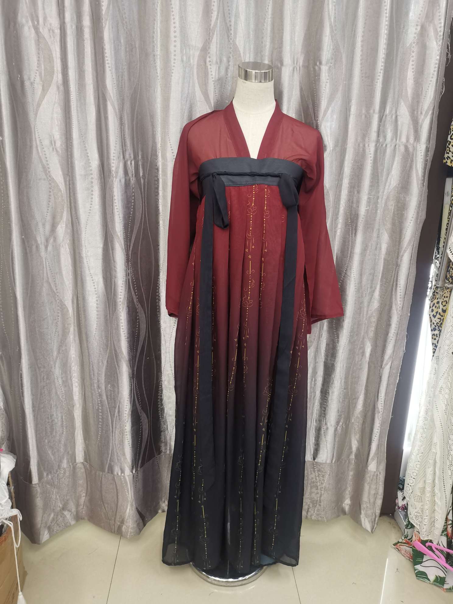 雪纺数码印花汉服