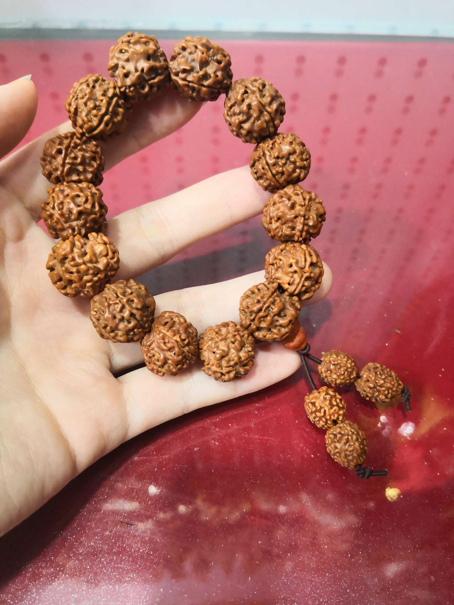 Diamond Bodhi bracelet, single-loop Buddhist prayer beads bracelet Application Scenario