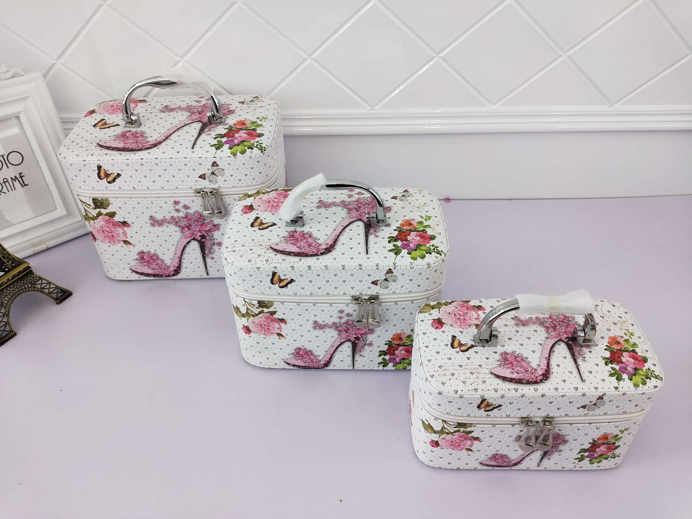 Jin Qi Multi-Functional Cosmetic Box Manufacturers Direct Sales Cosmetics Skin Care Storage Box Portable Cosmetic Box Z8014 undefined