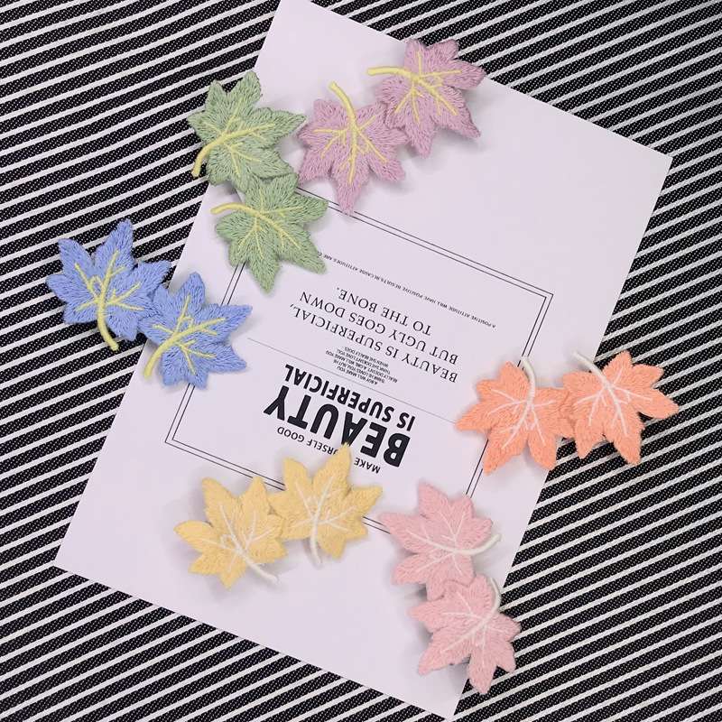Colorful maple leaves Application Scenario