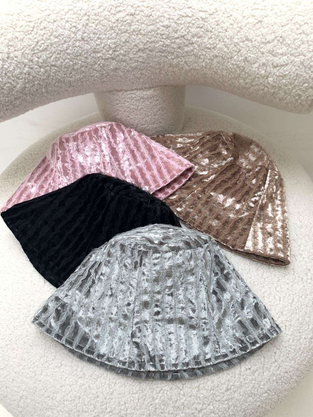 Fisherman Hat woman of Japanese vintage Spring/summer day, pleated, flat-topped, retro, wide-brimmed barrel hat, round face, small basin hat thumbnail