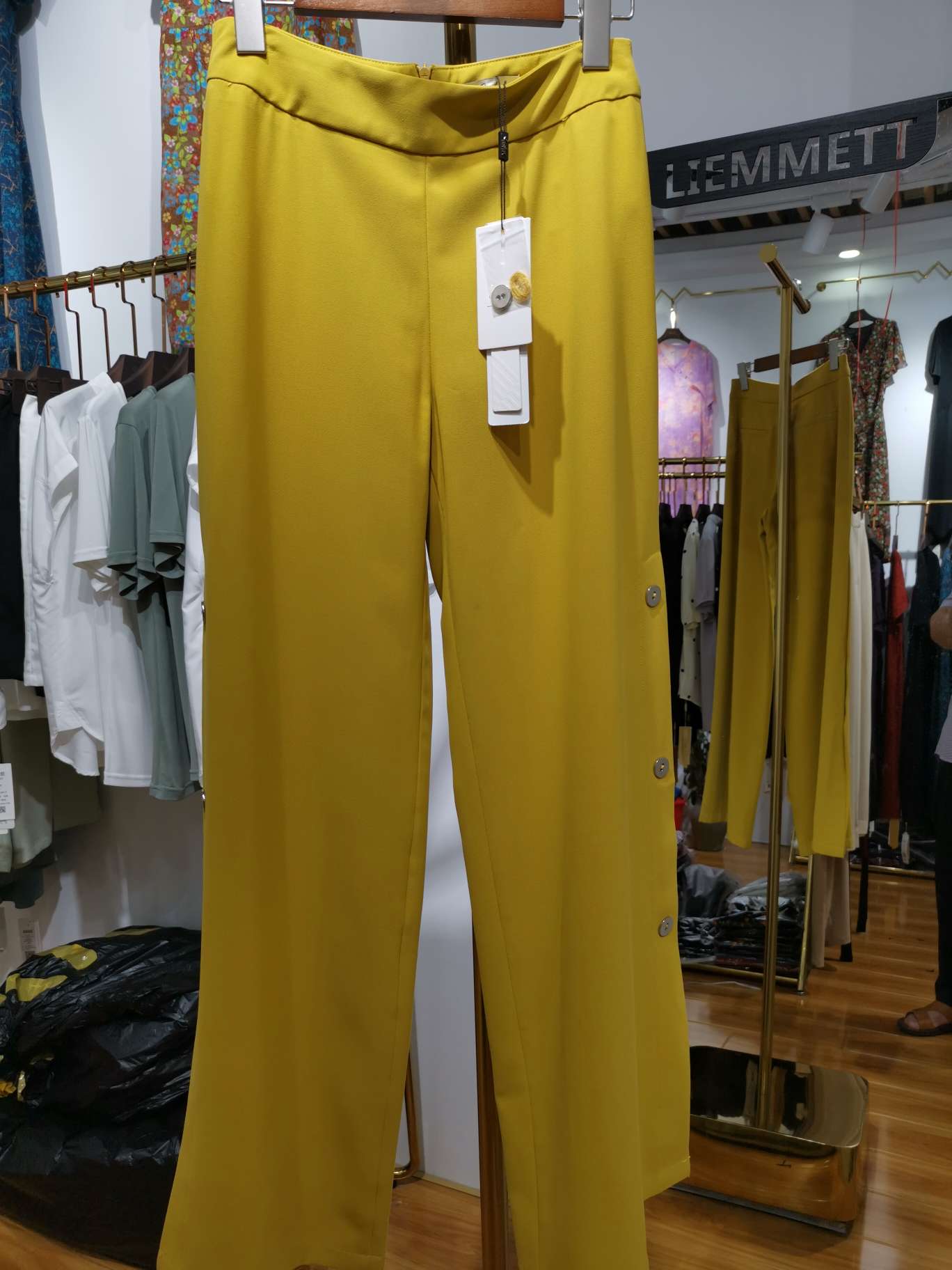 Pantalón saselace largo