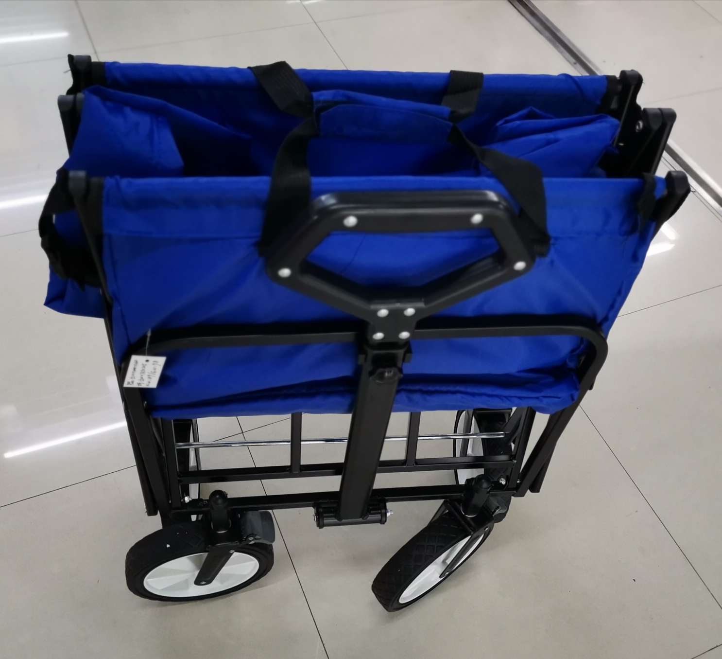 Extra-large capacity shopping cart, fishing cart, luggage cart, hand-pulled cart, push-pull dual-purpose, foldable Application Scenario