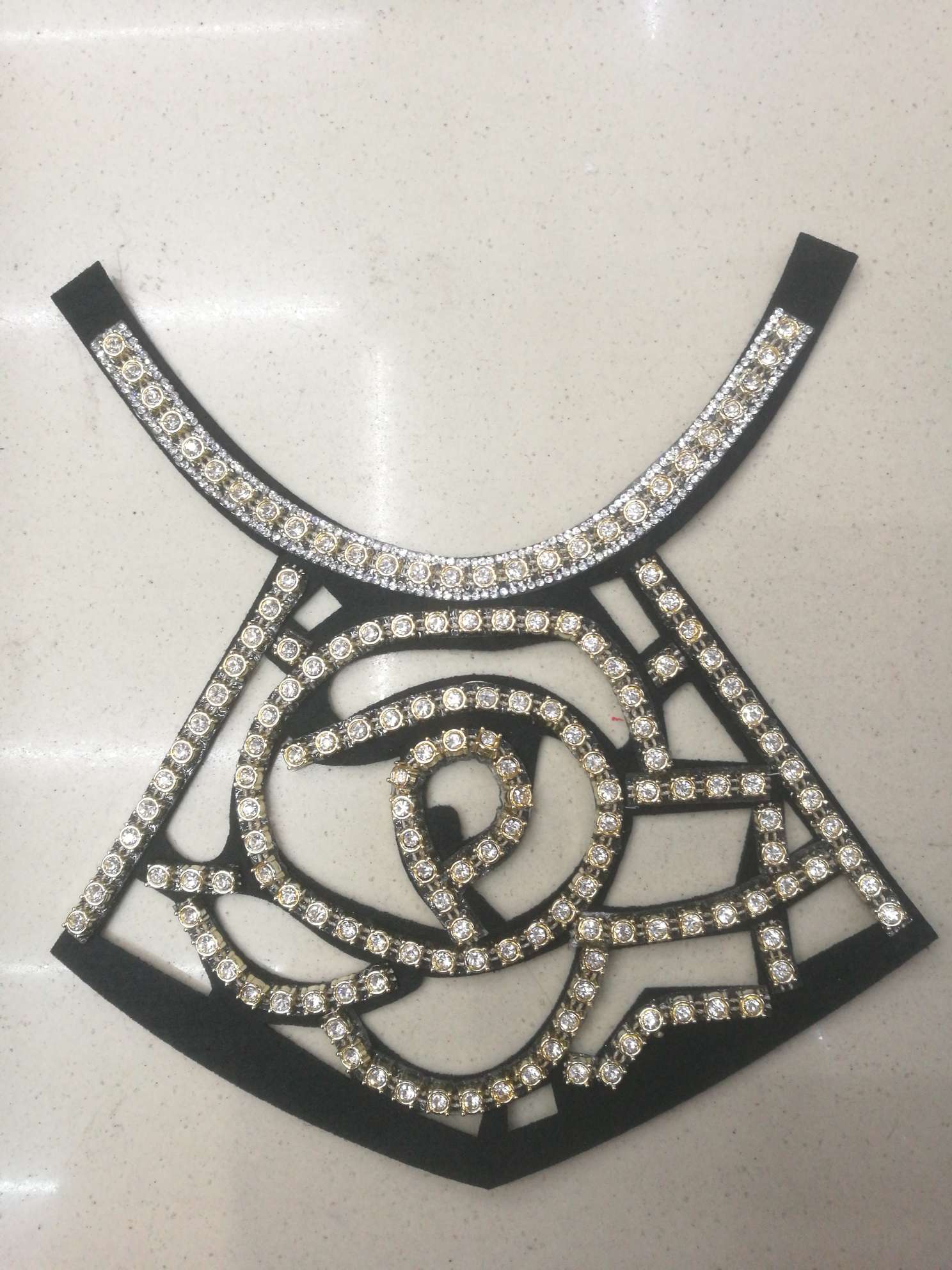 玻璃钻链手工领花