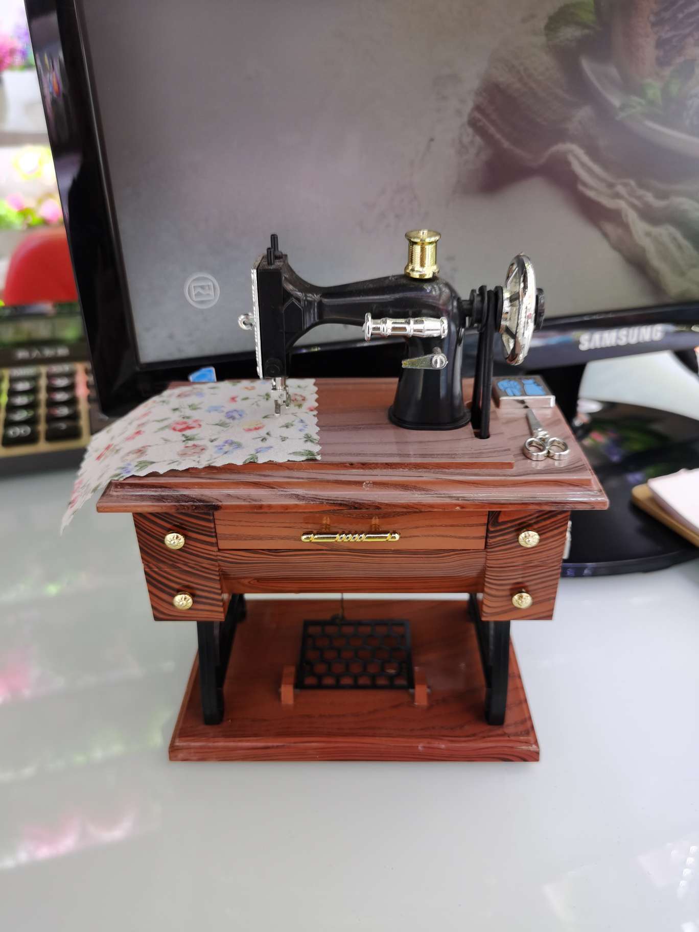 The sewing machine thumbnail