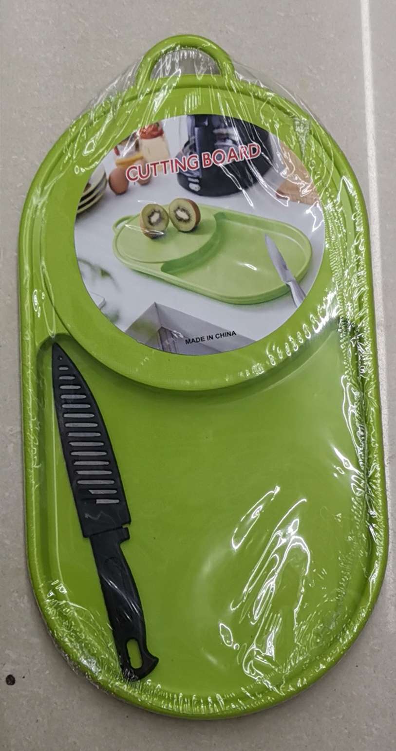 Plastic cutting board thumbnail