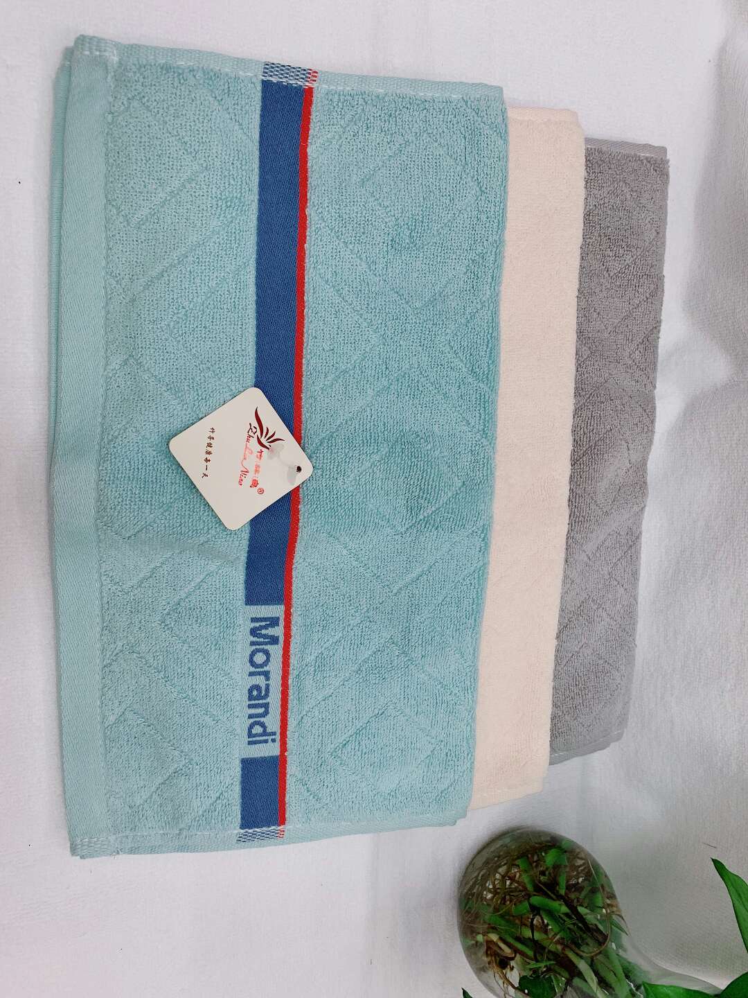 A pack of 35*75cm 3-color mixed all-cotton towels Application Scenario