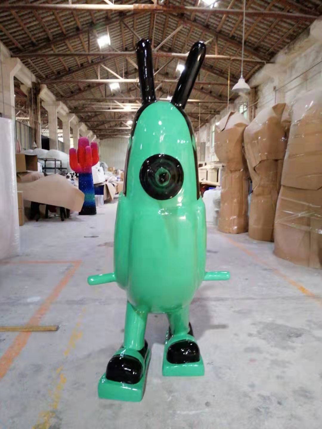 Chicken figurine, large park, home, living room, shopping mall, milk tea shop, popular check-in spot, floor-standing fiberglass figurine, height 140*113 details Picture