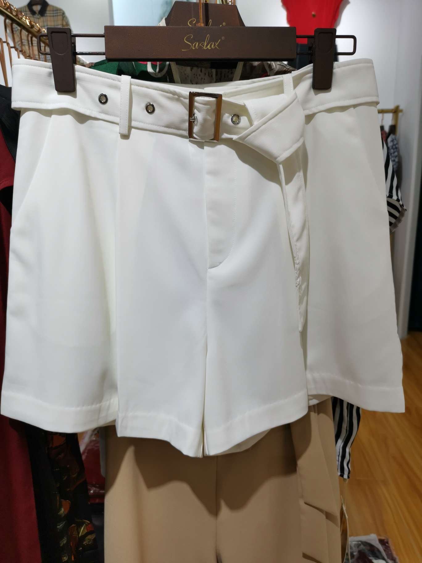 Shasailisi is a light luxury, classic and fashionable white-collar women's clothing store describe pic - 1