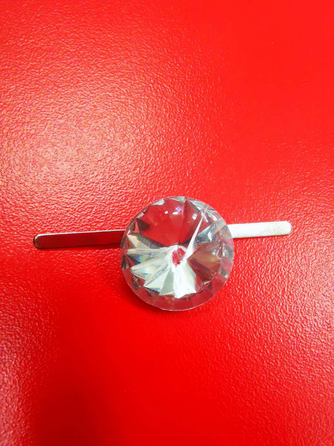 水晶卫星钻+插脚  可用于沙发，装饰背景墙等均可！