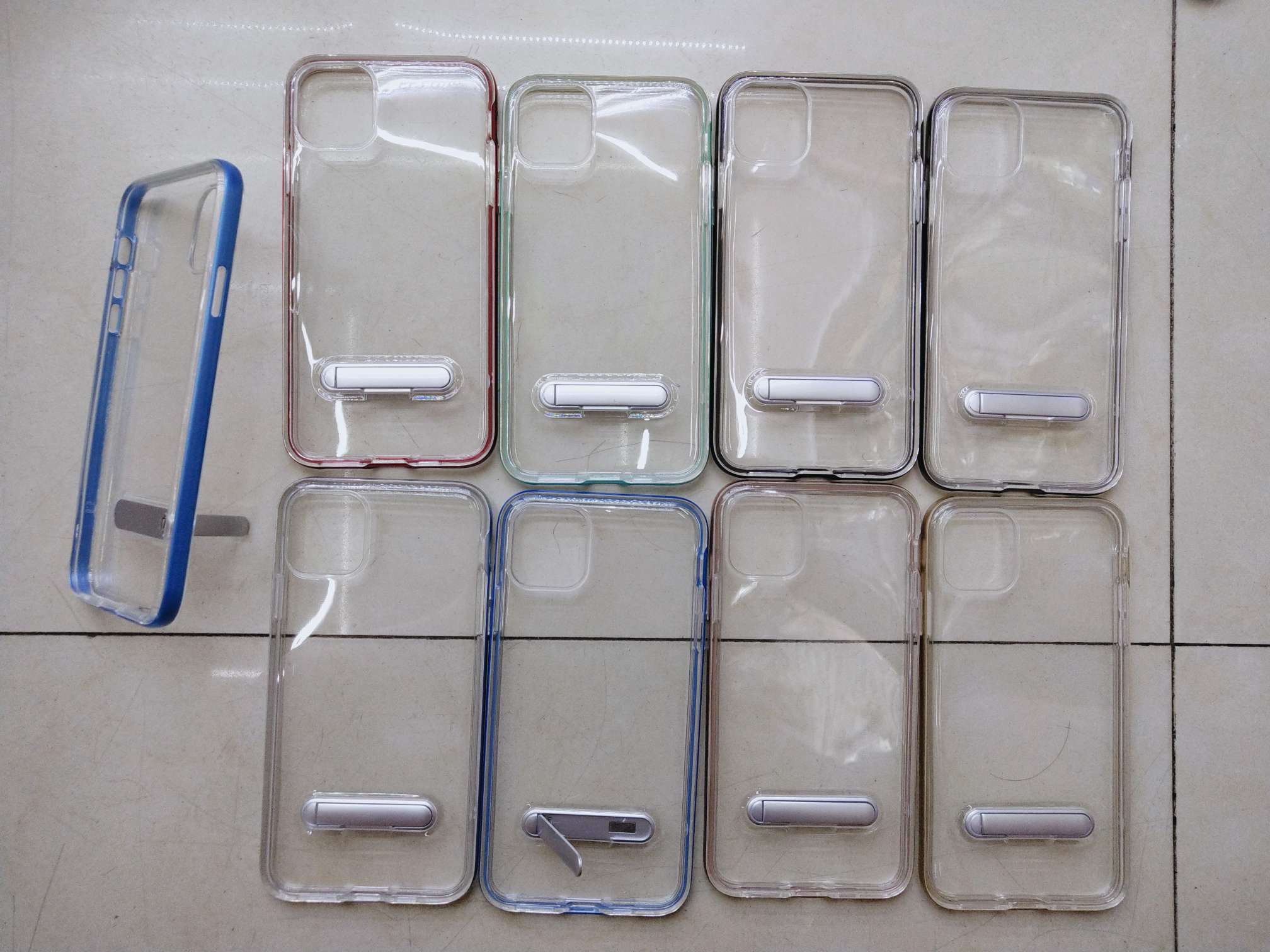 Hornet frame stand phone case