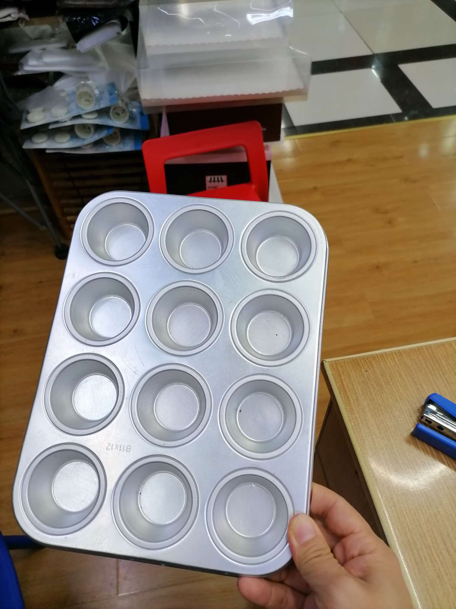 The cake pan thumbnail