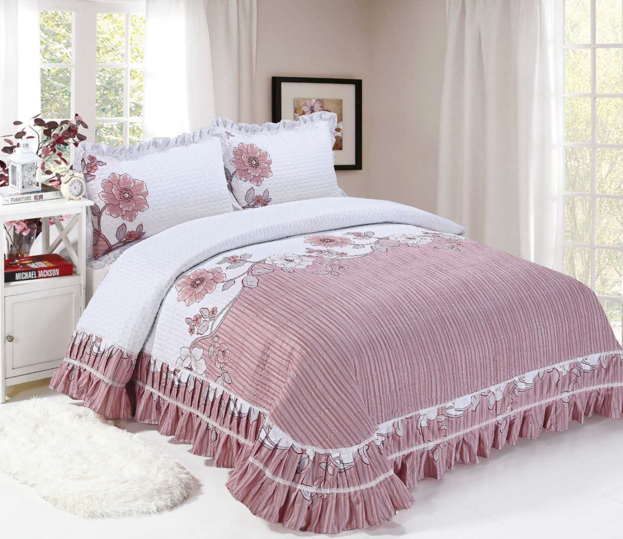 Exotic 3-Piece Bedding Set 4-Piece Bedding Set With Large Flowers Application Scenario