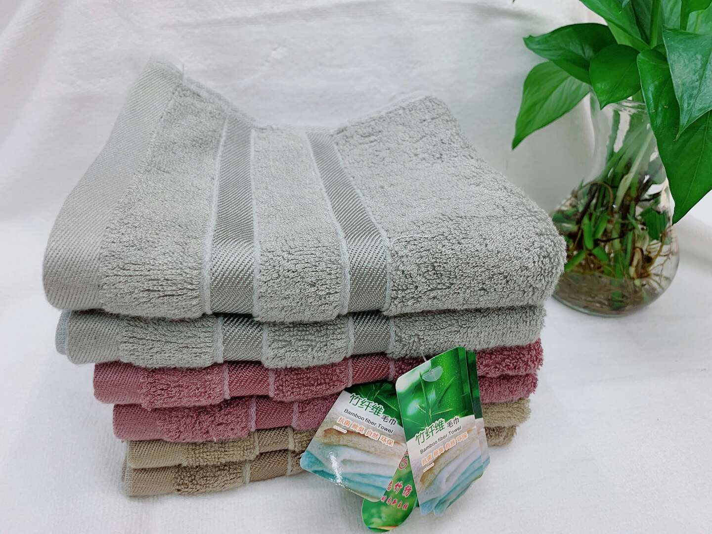 A 35*75cm deep single-color or three-color bamboo fiber towel can be mixed into one pack details Picture