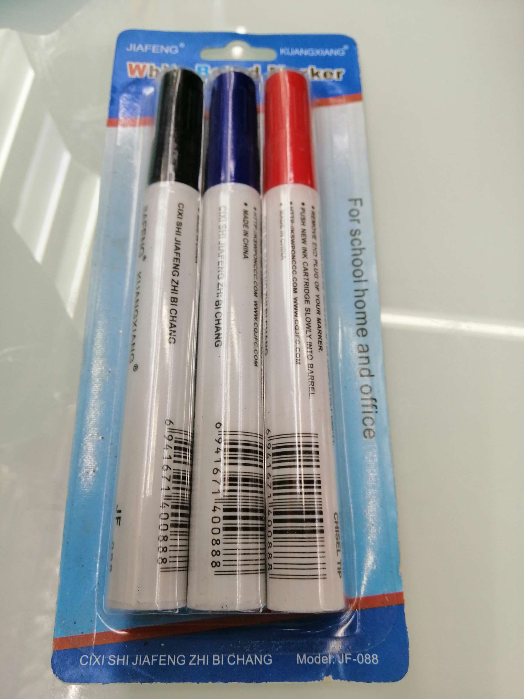 Hanjia Stationery Office Culture Student Writing Tools Whiteboard Pens 3 card-absorbing Whiteboard pens full figure
