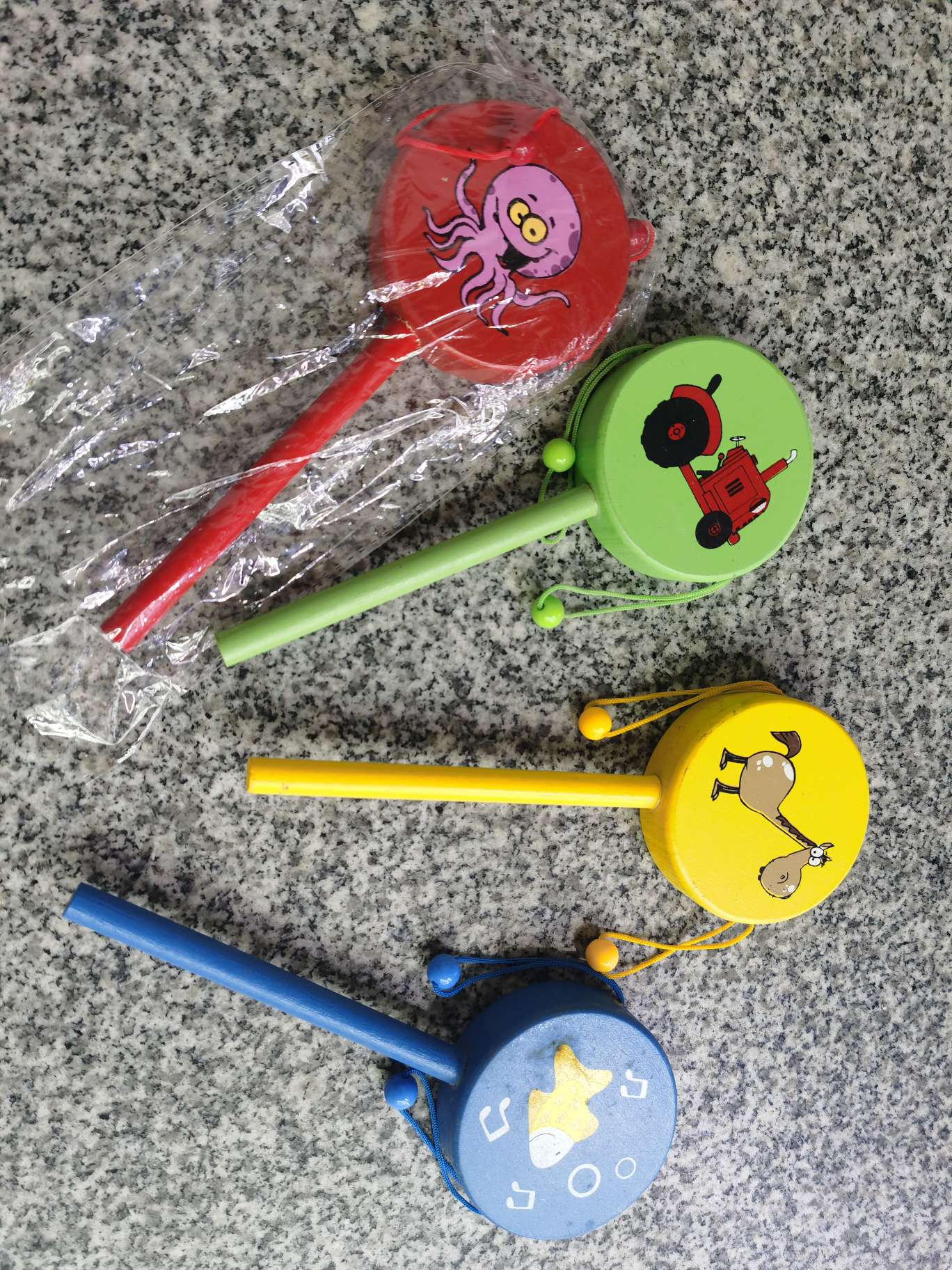 Rattle details Picture