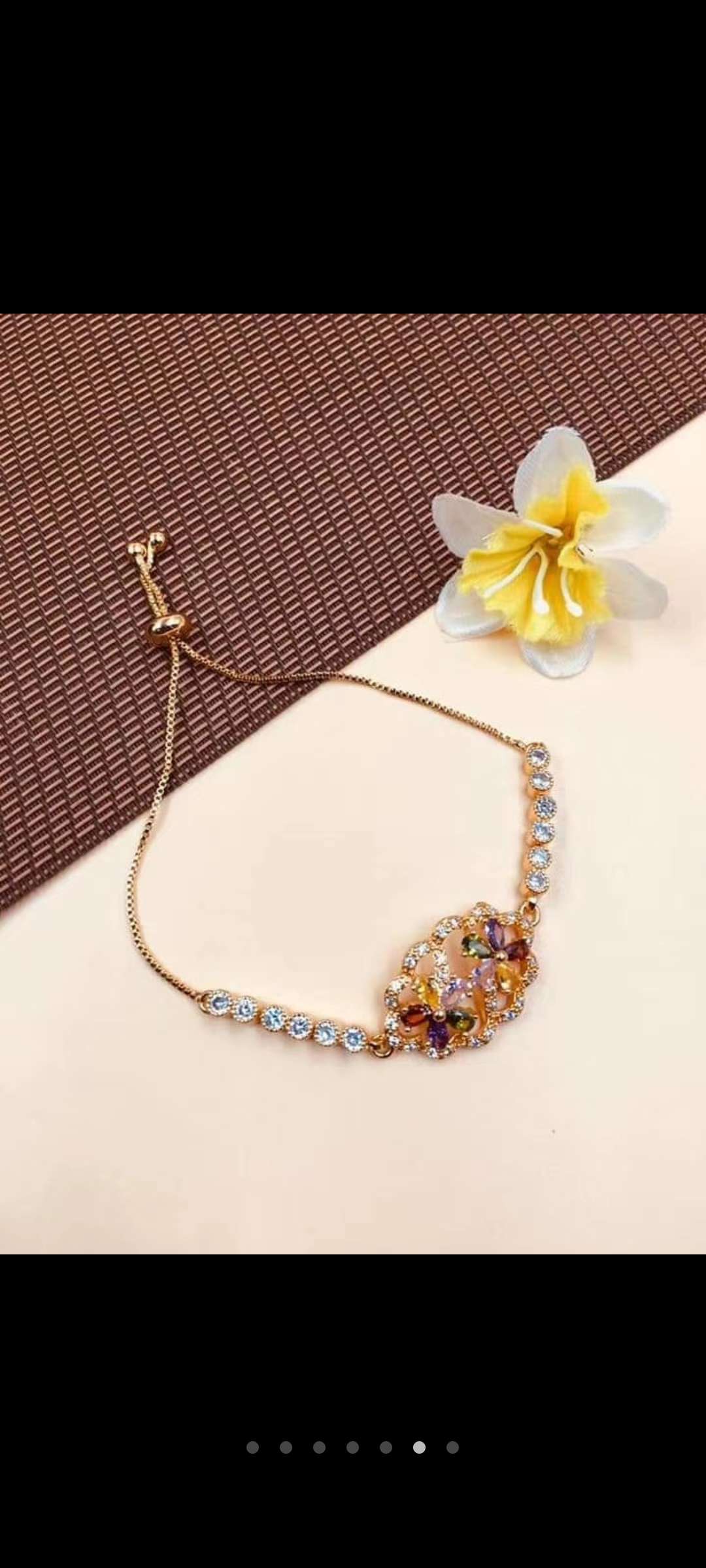 Zircon bracelet